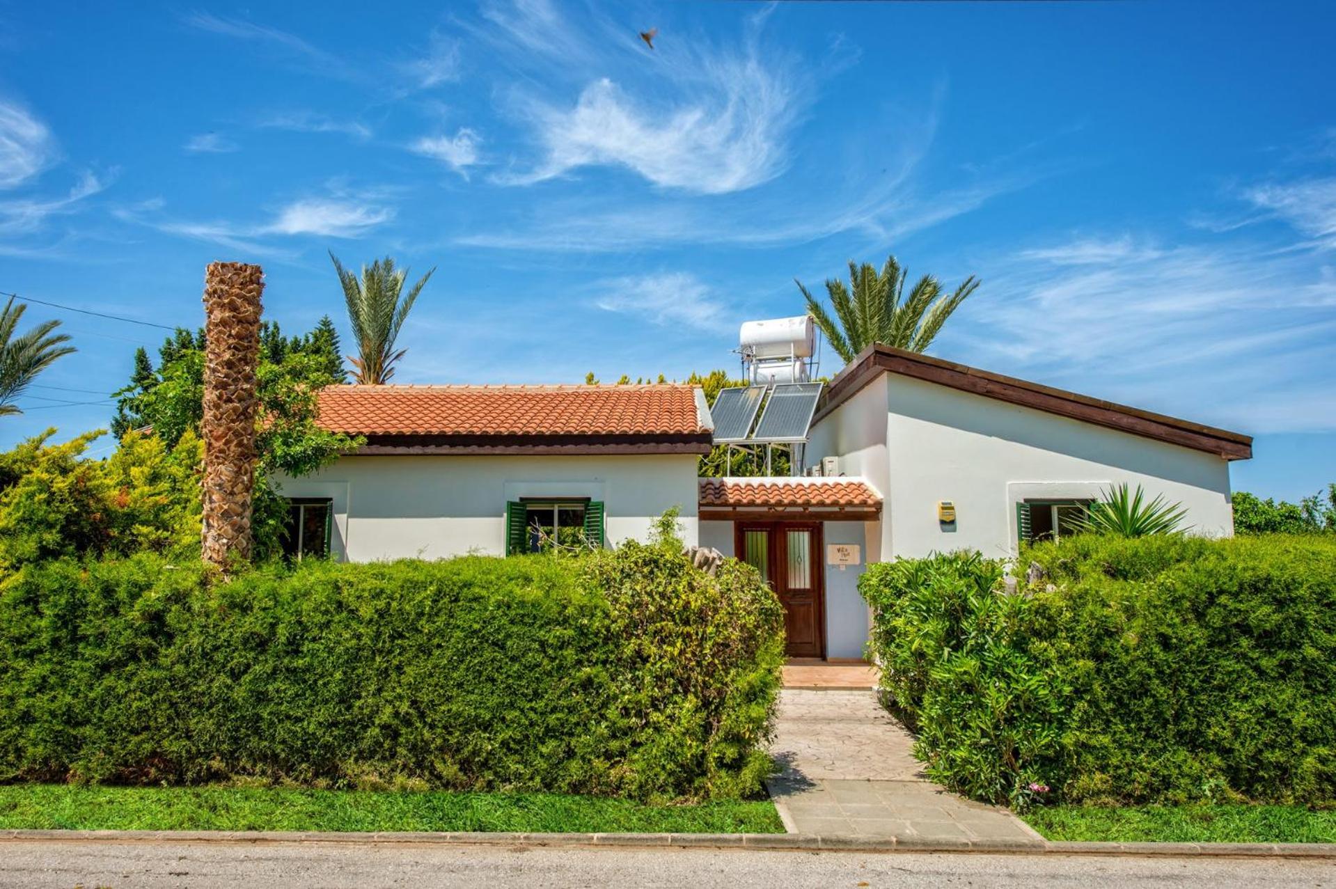 Villa Ibiscus by Villa Plus
