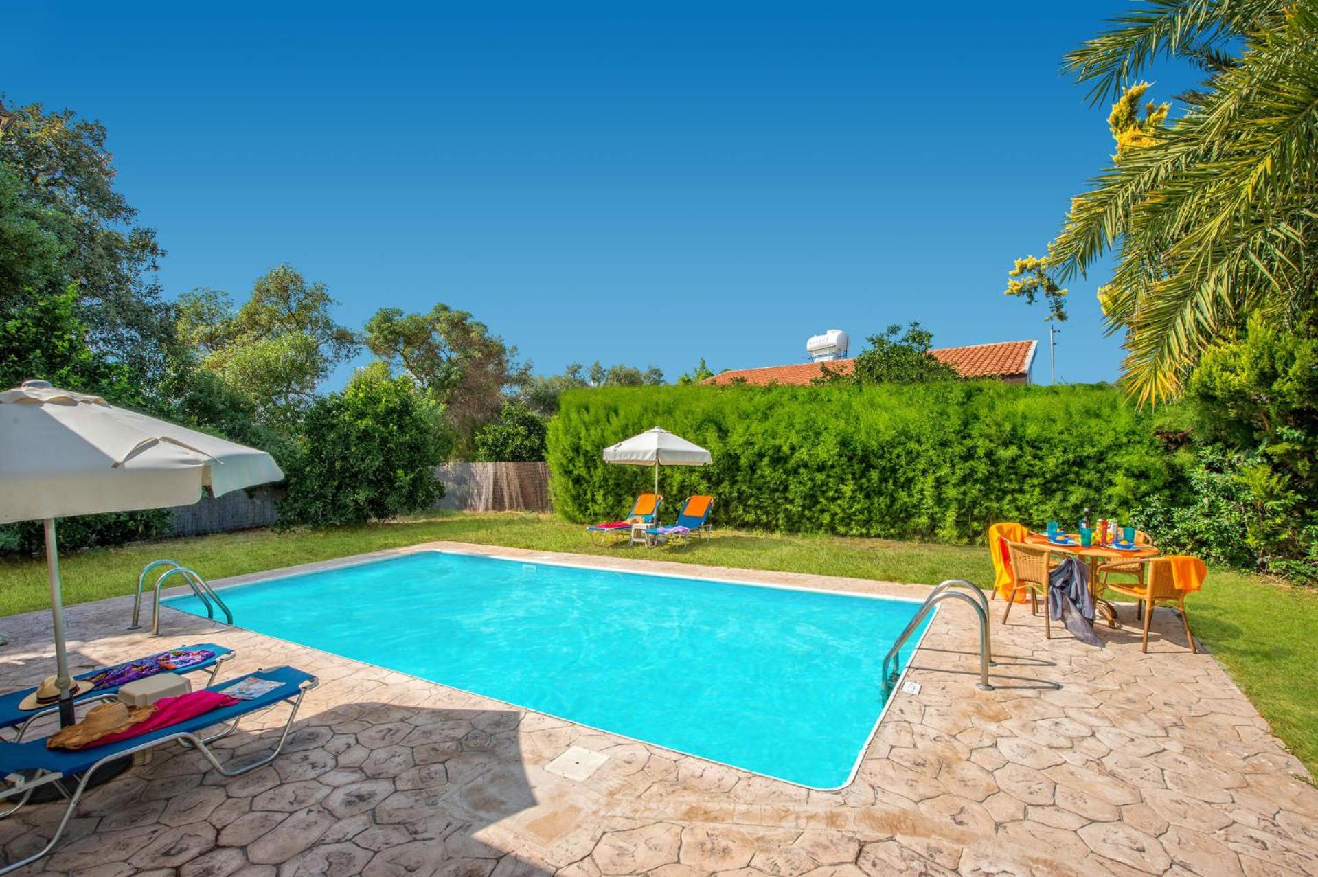Villa Iriss by Villa Plus