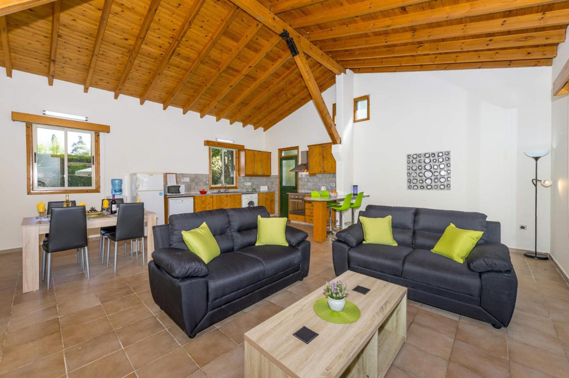 Villa Iriss by Villa Plus