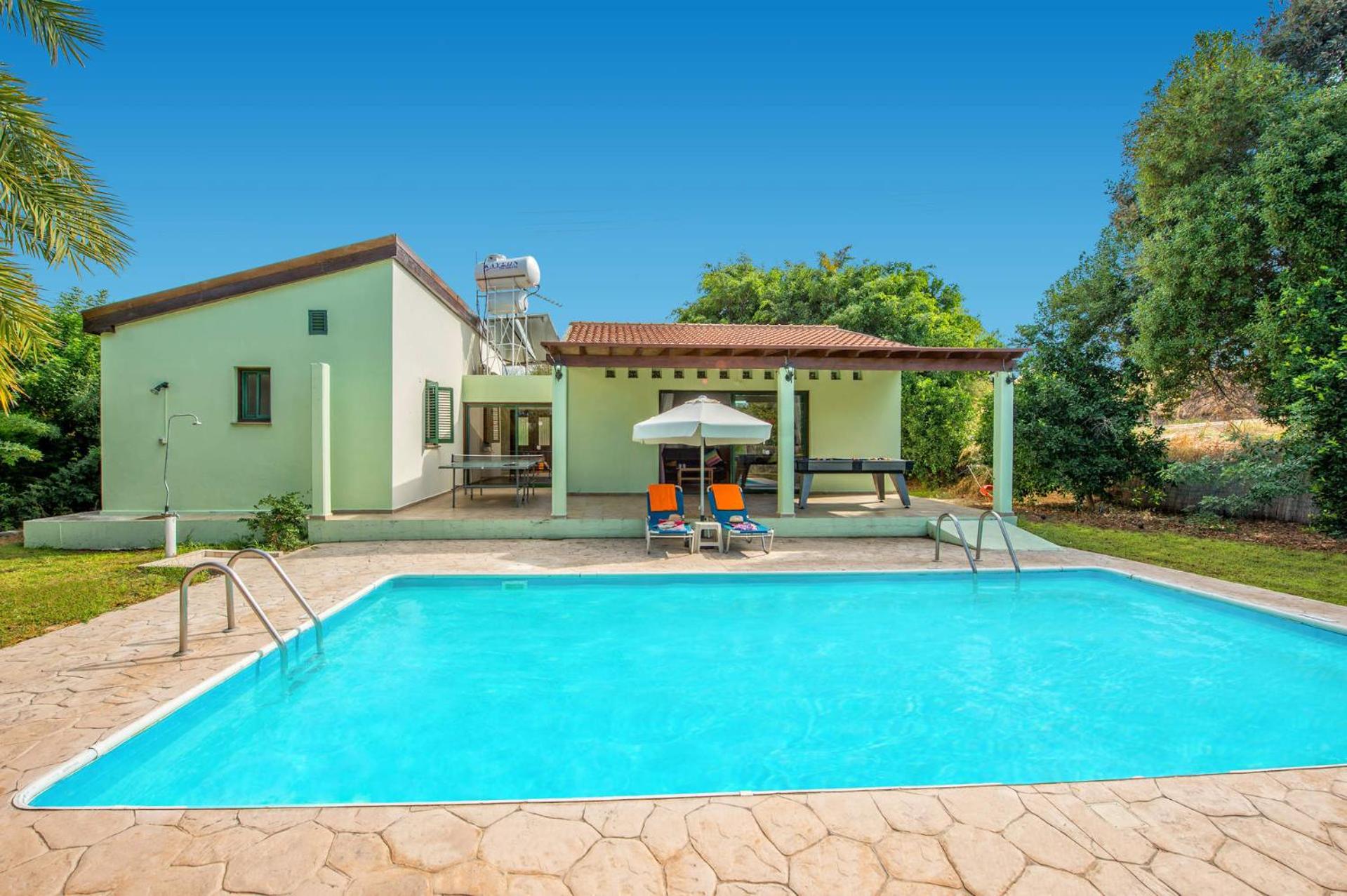 Villa Iriss by Villa Plus