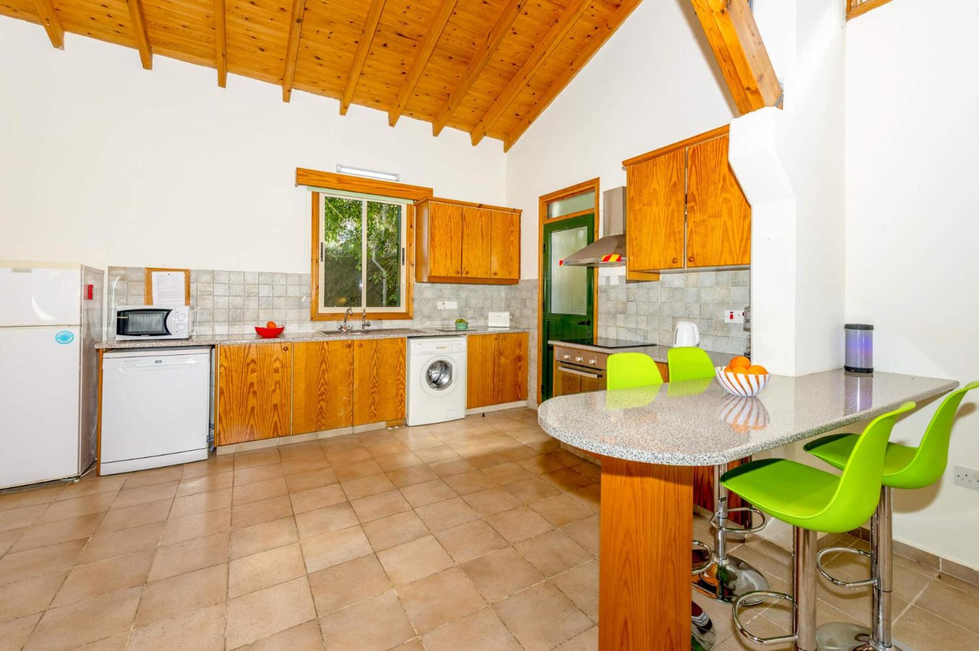 Villa Iriss by Villa Plus
