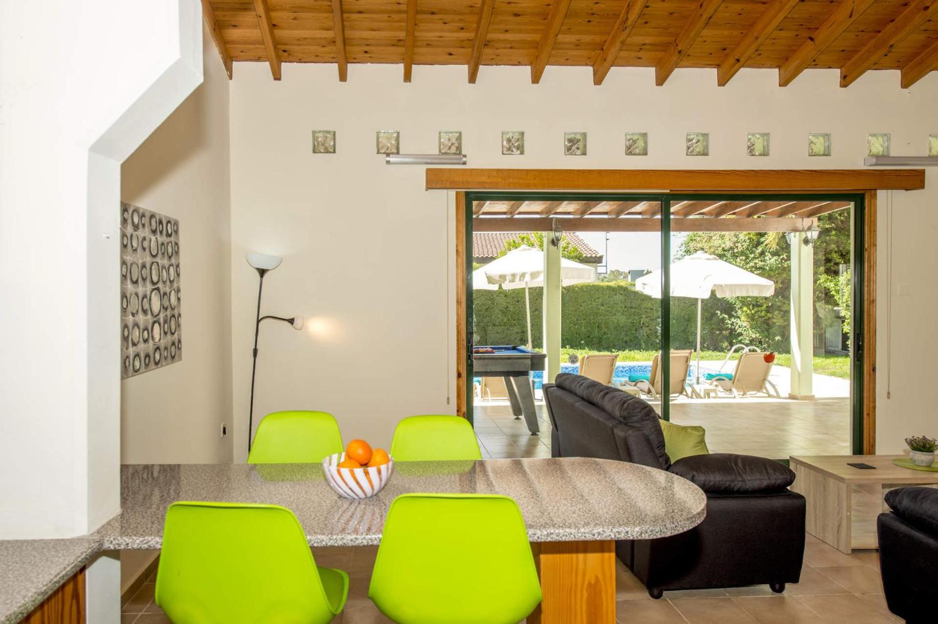 Villa Iriss by Villa Plus