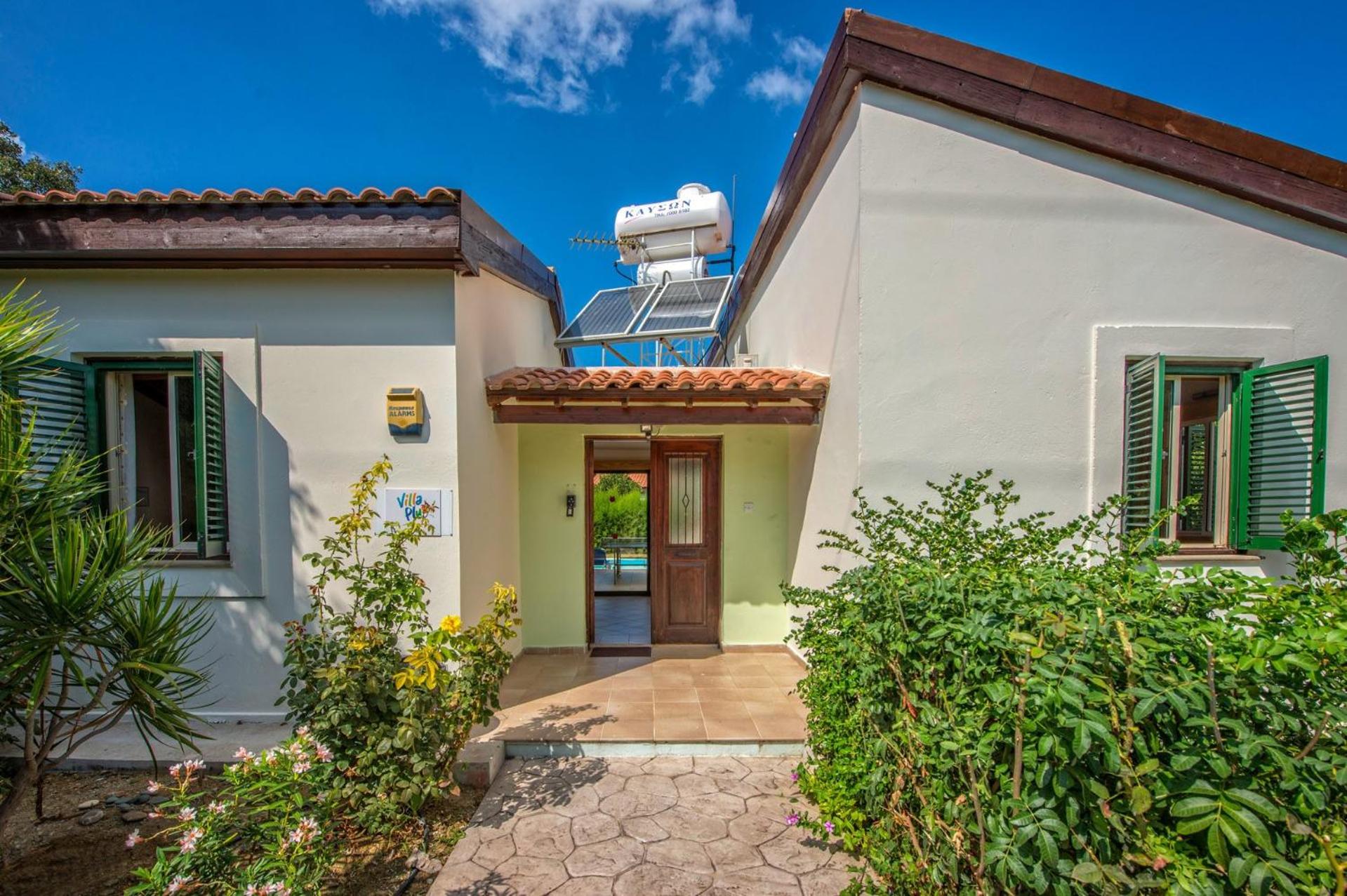 Villa Iriss by Villa Plus