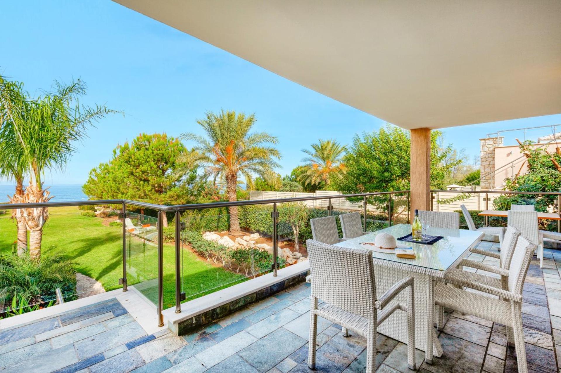 Villa Pandora Limni by Villa Plus