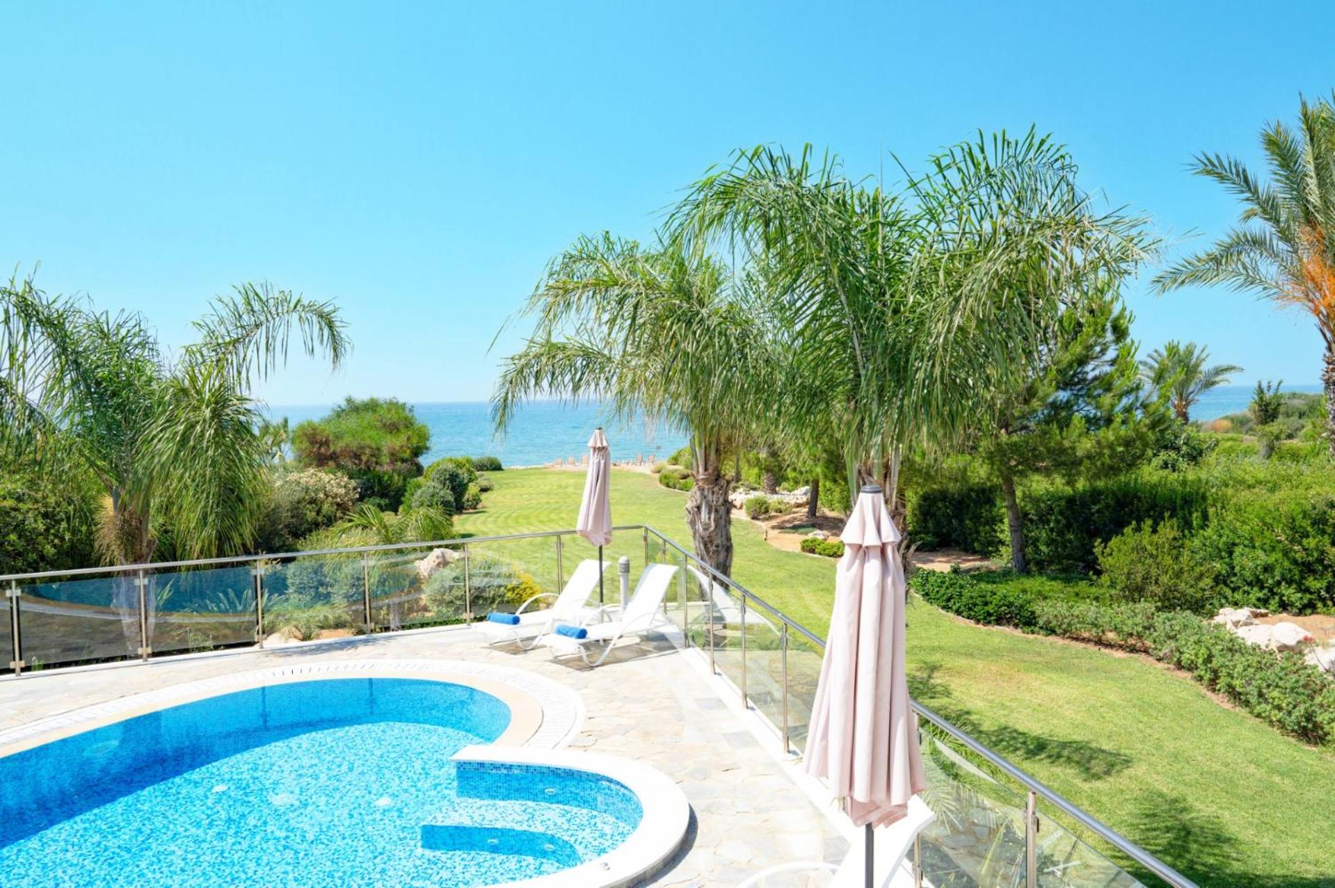 Villa Pandora Limni by Villa Plus
