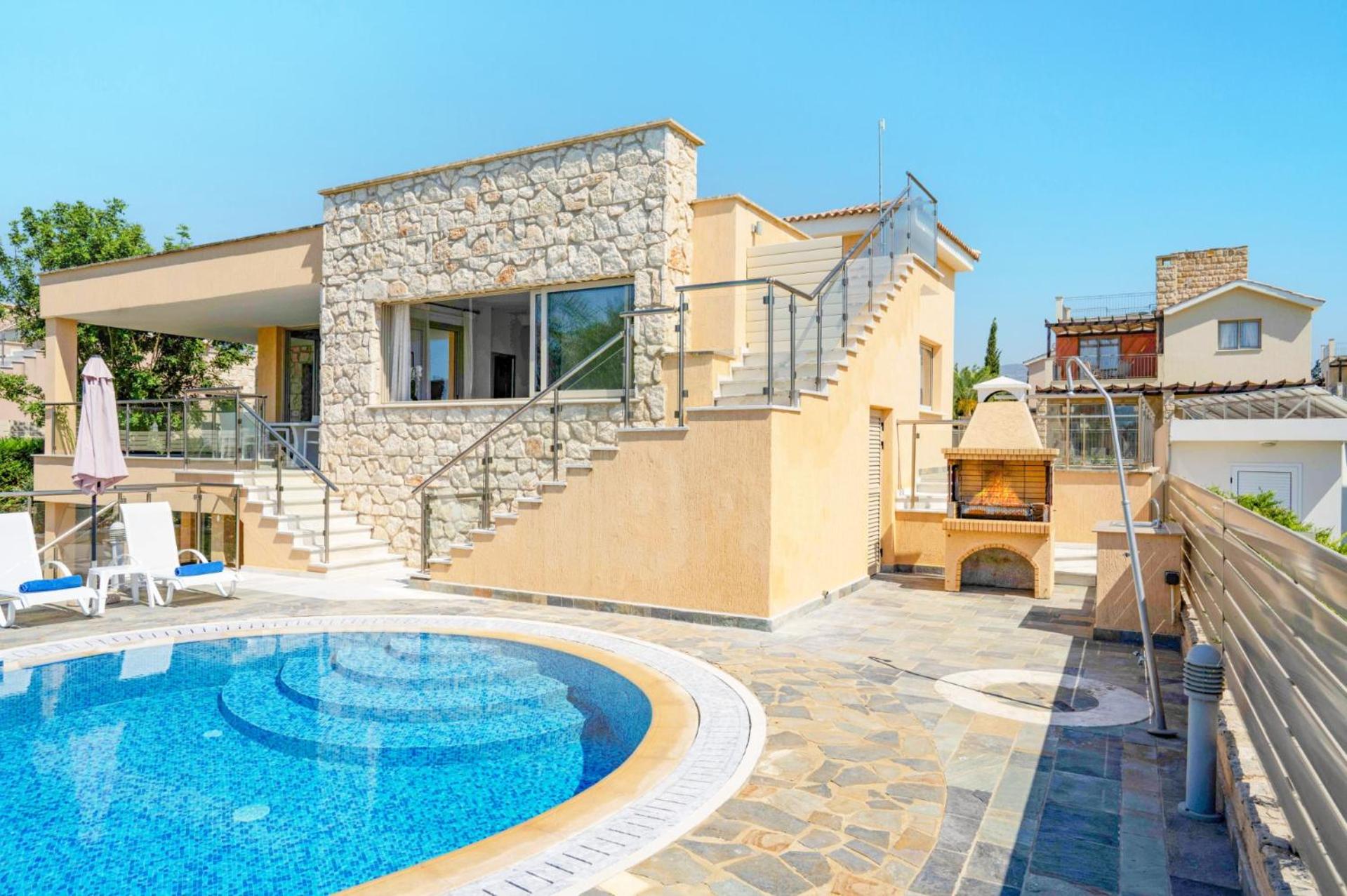 Villa Pandora Limni by Villa Plus