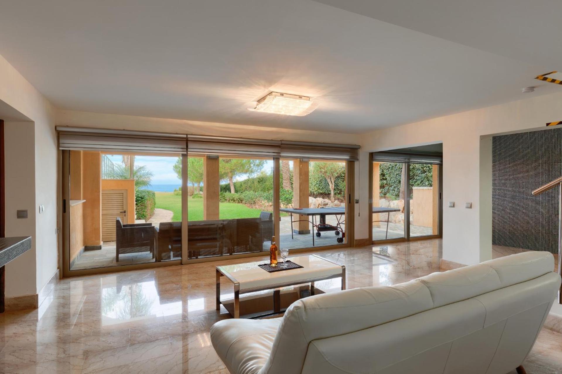 Villa Pandora Limni by Villa Plus