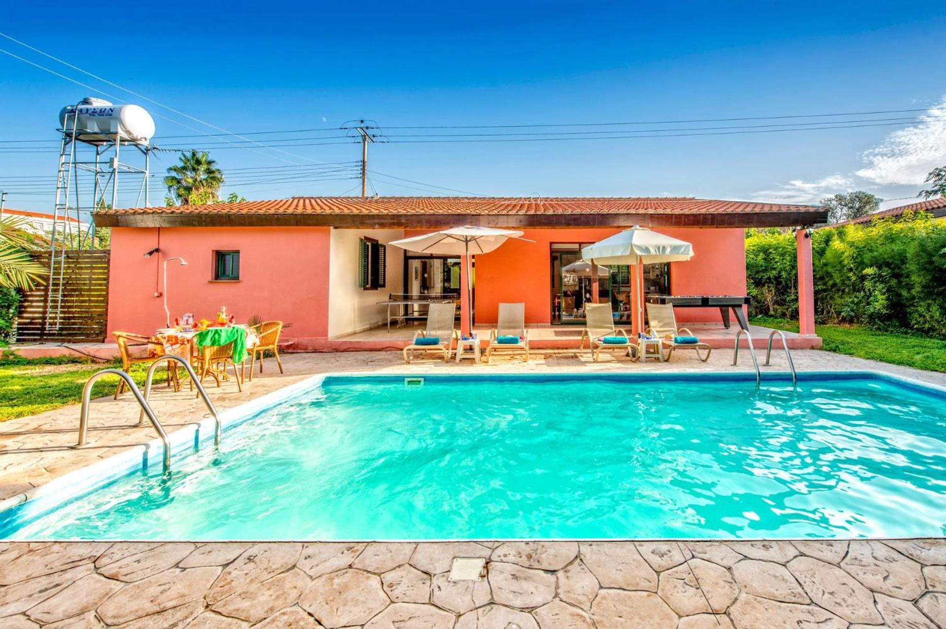 Villa Poppy by Villa Plus