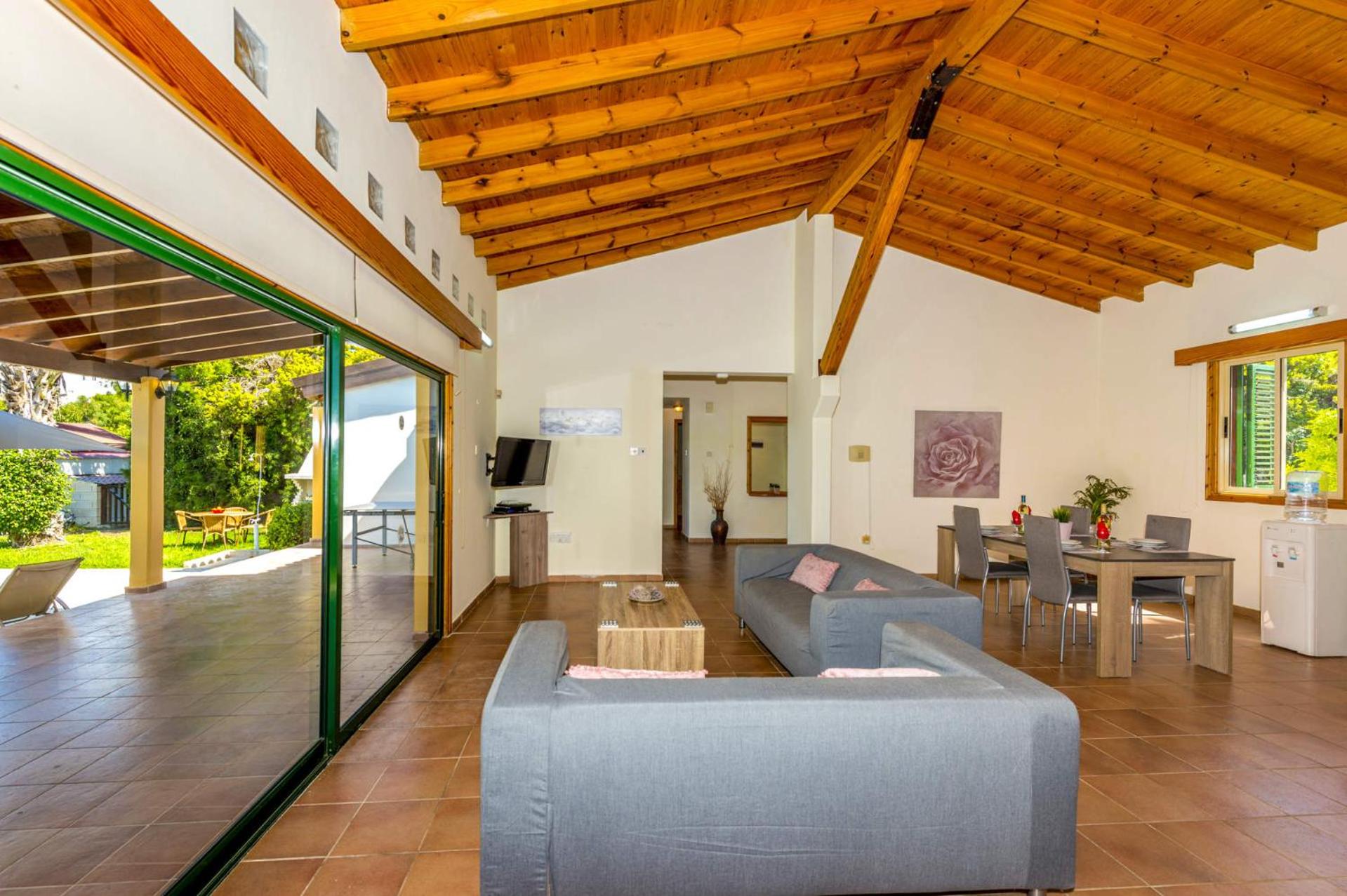 Villa Rosie by Villa Plus