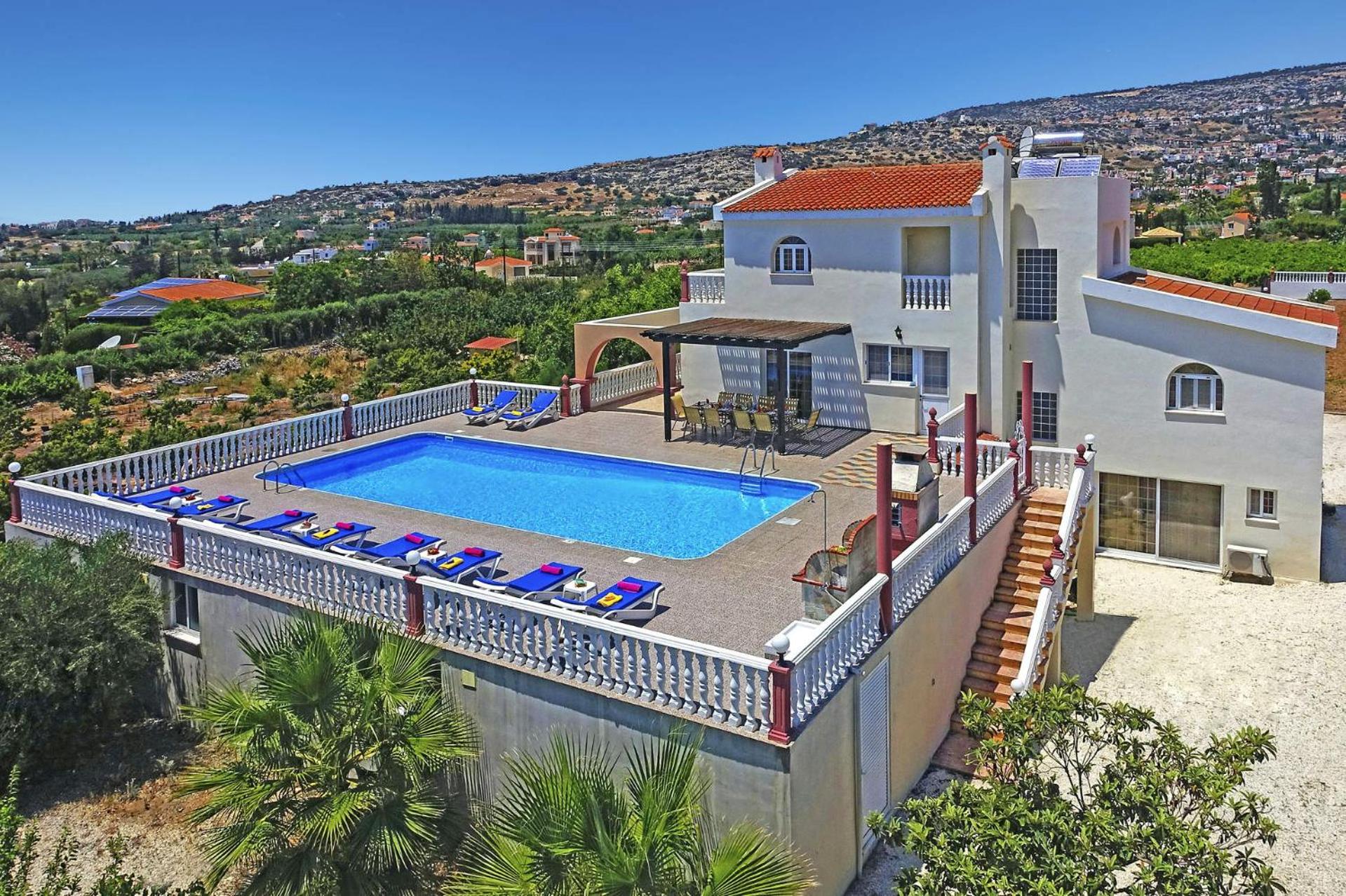 Villa Veronika by Villa Plus