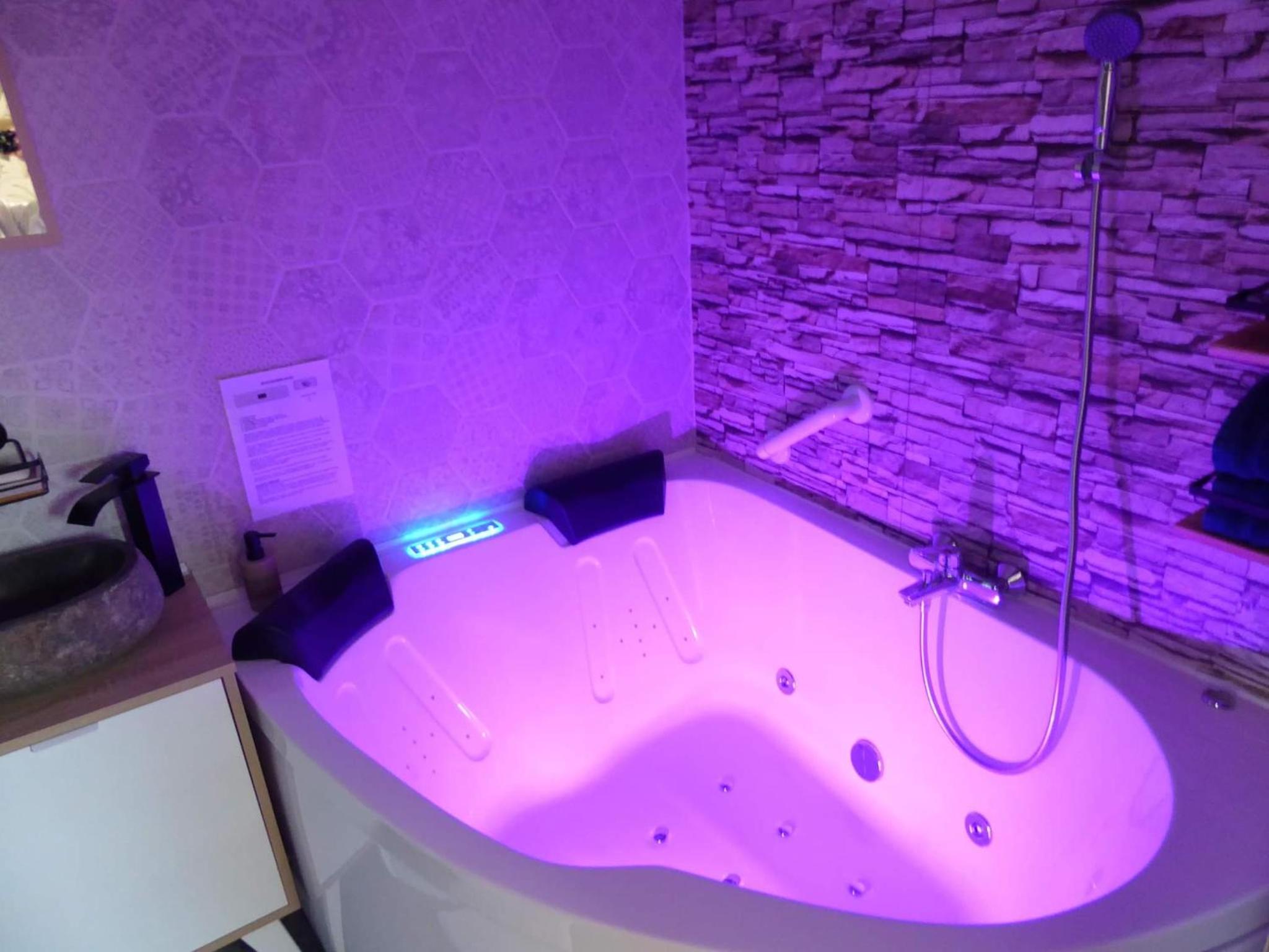 Hotel Le Nid Douillet Dalsace Et Sa Balneo