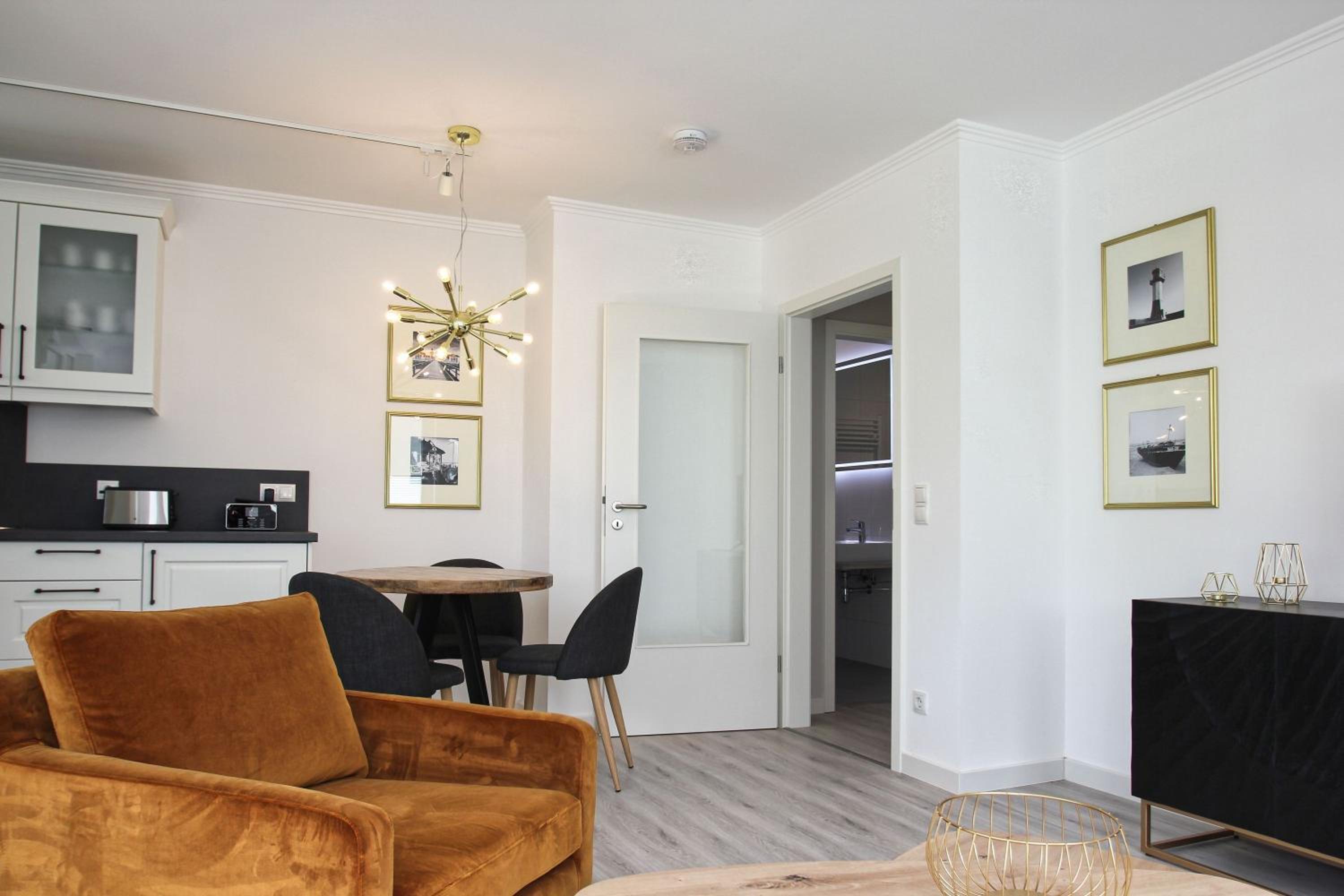 Terrasse, gratis Nutzung vom AHOI Erlebnisbad und Sauna in Sellin - Meeresblick FeWo 78