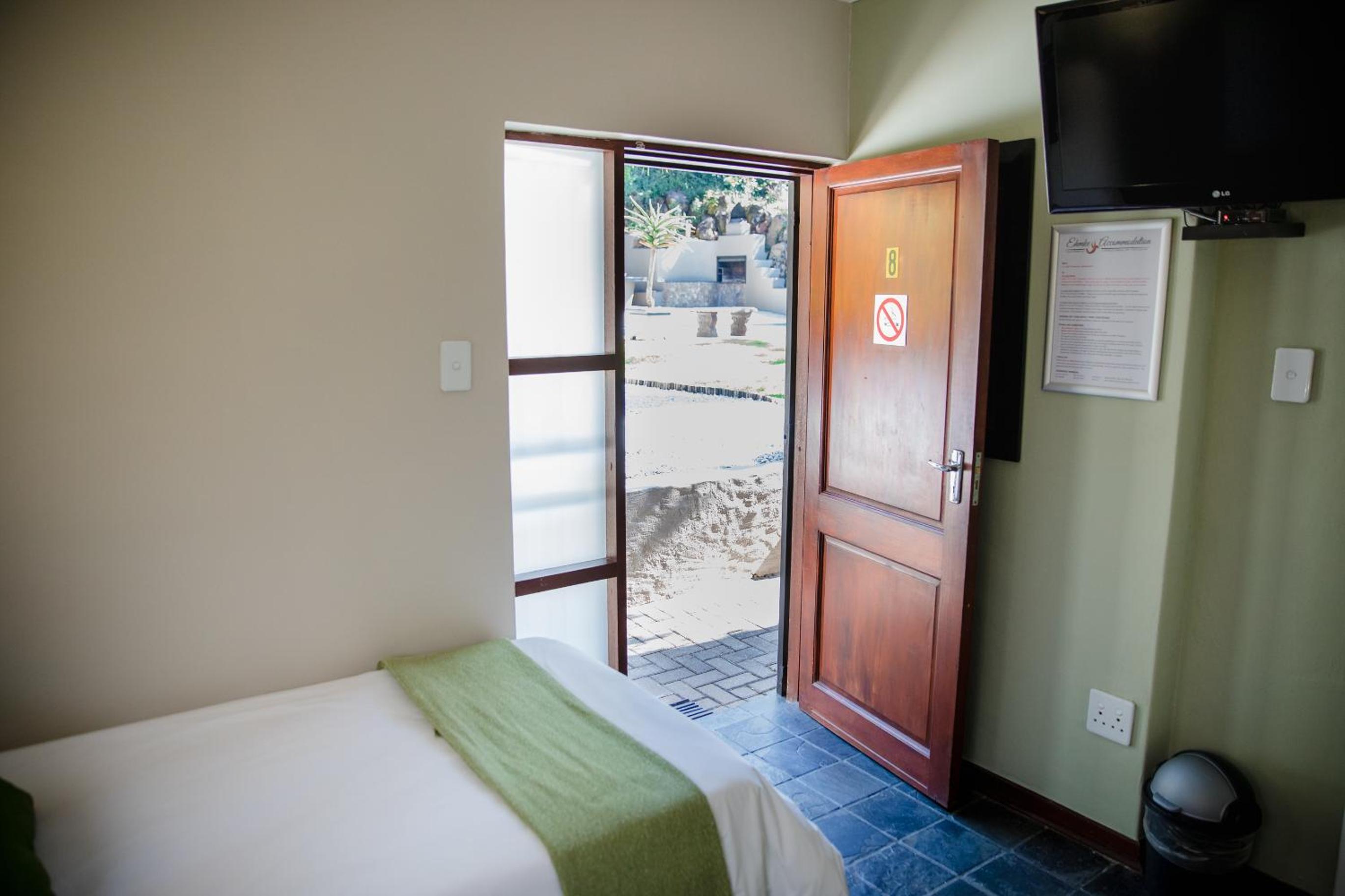 85 Ehmke Guesthouse