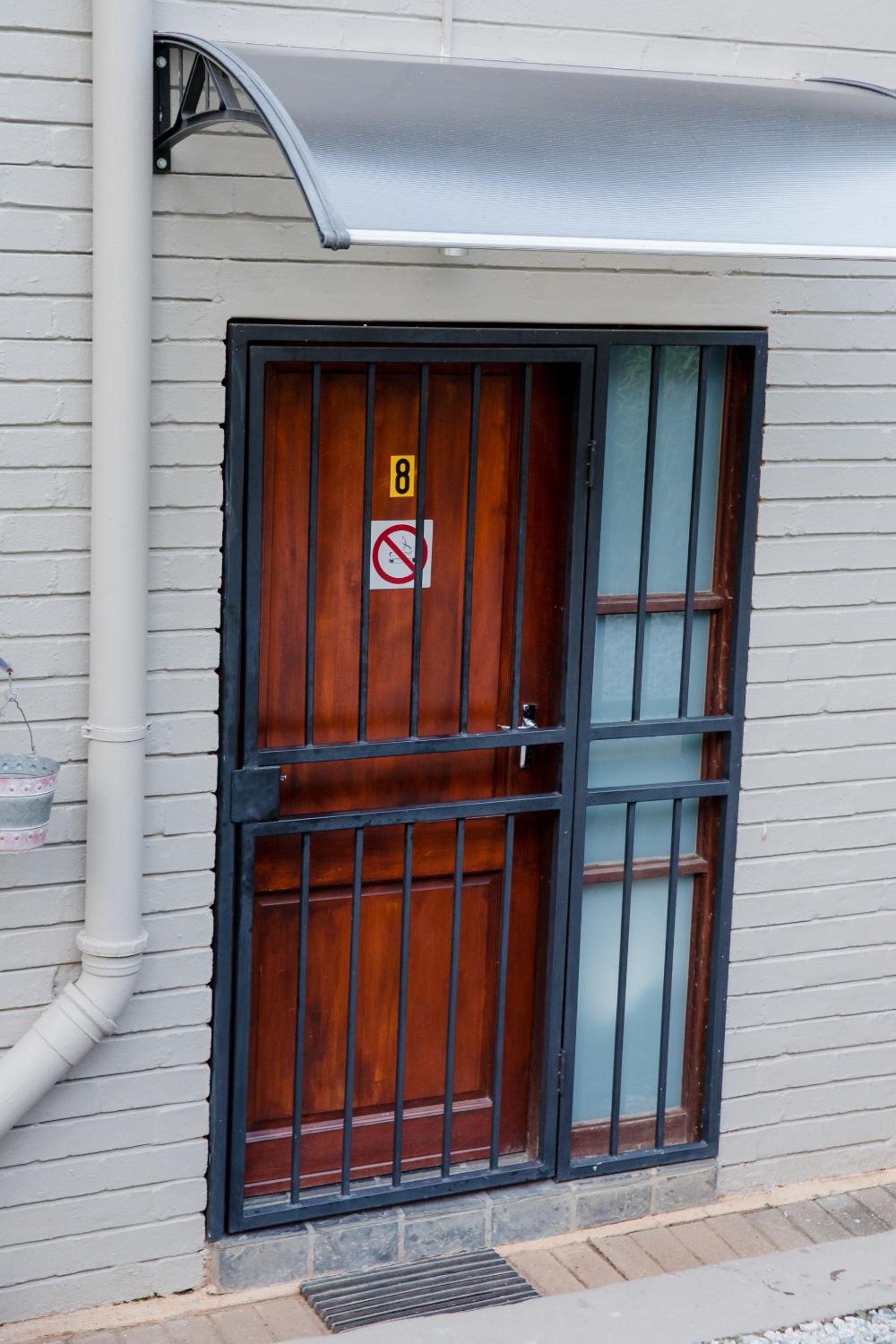 85 Ehmke Guesthouse