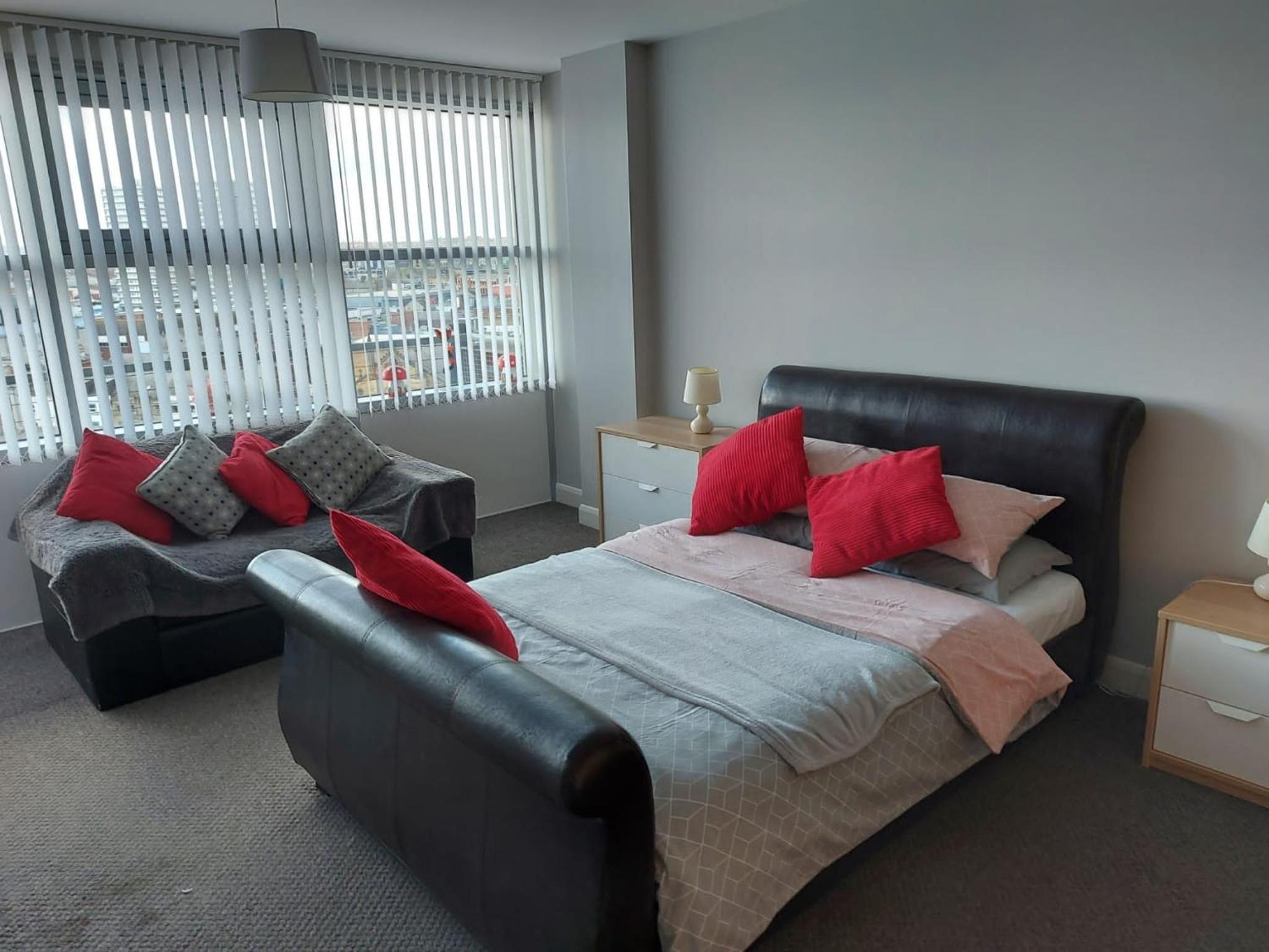 City Centre Penthouse Apartment view 3