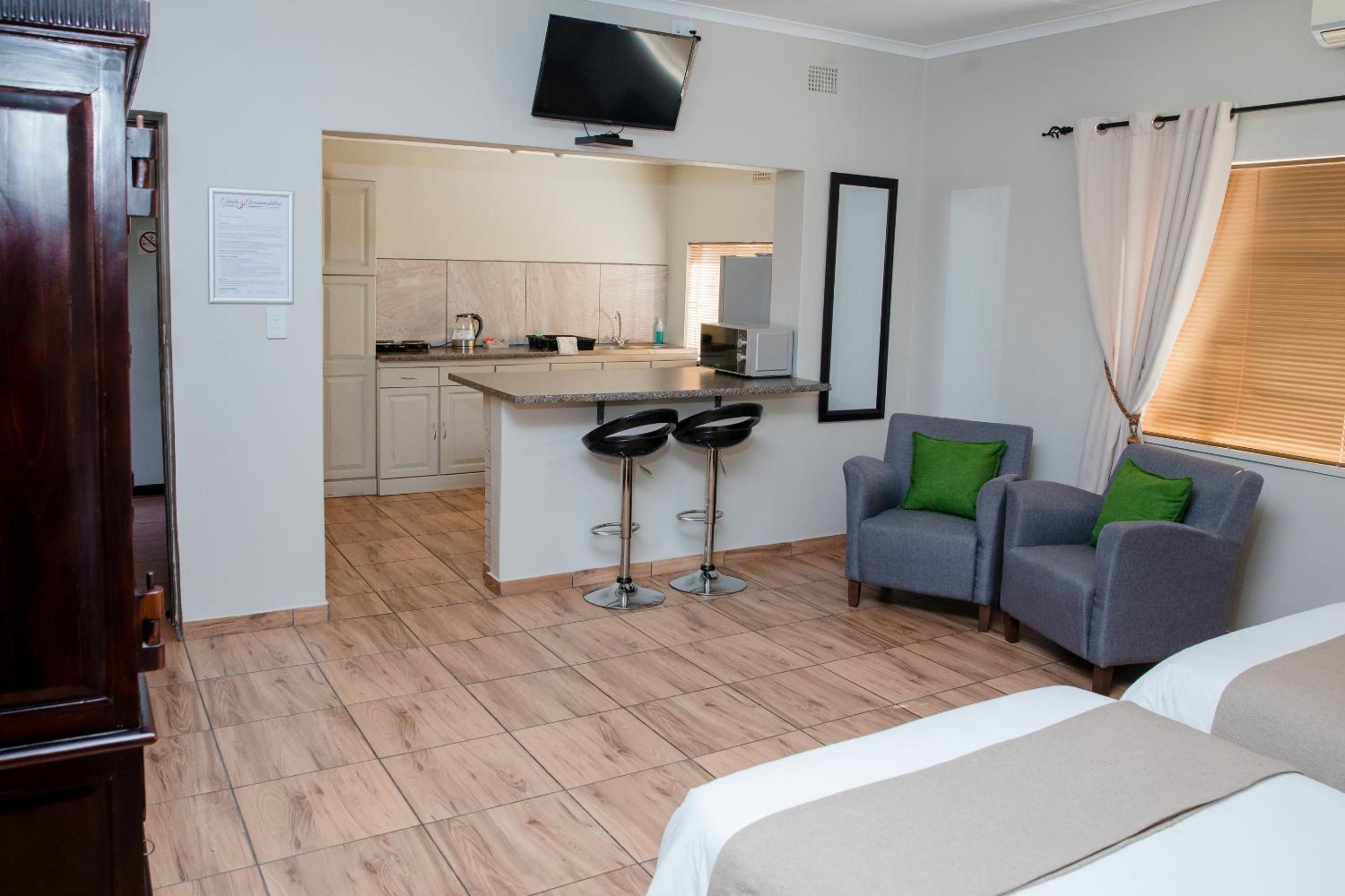 85 Ehmke Guesthouse