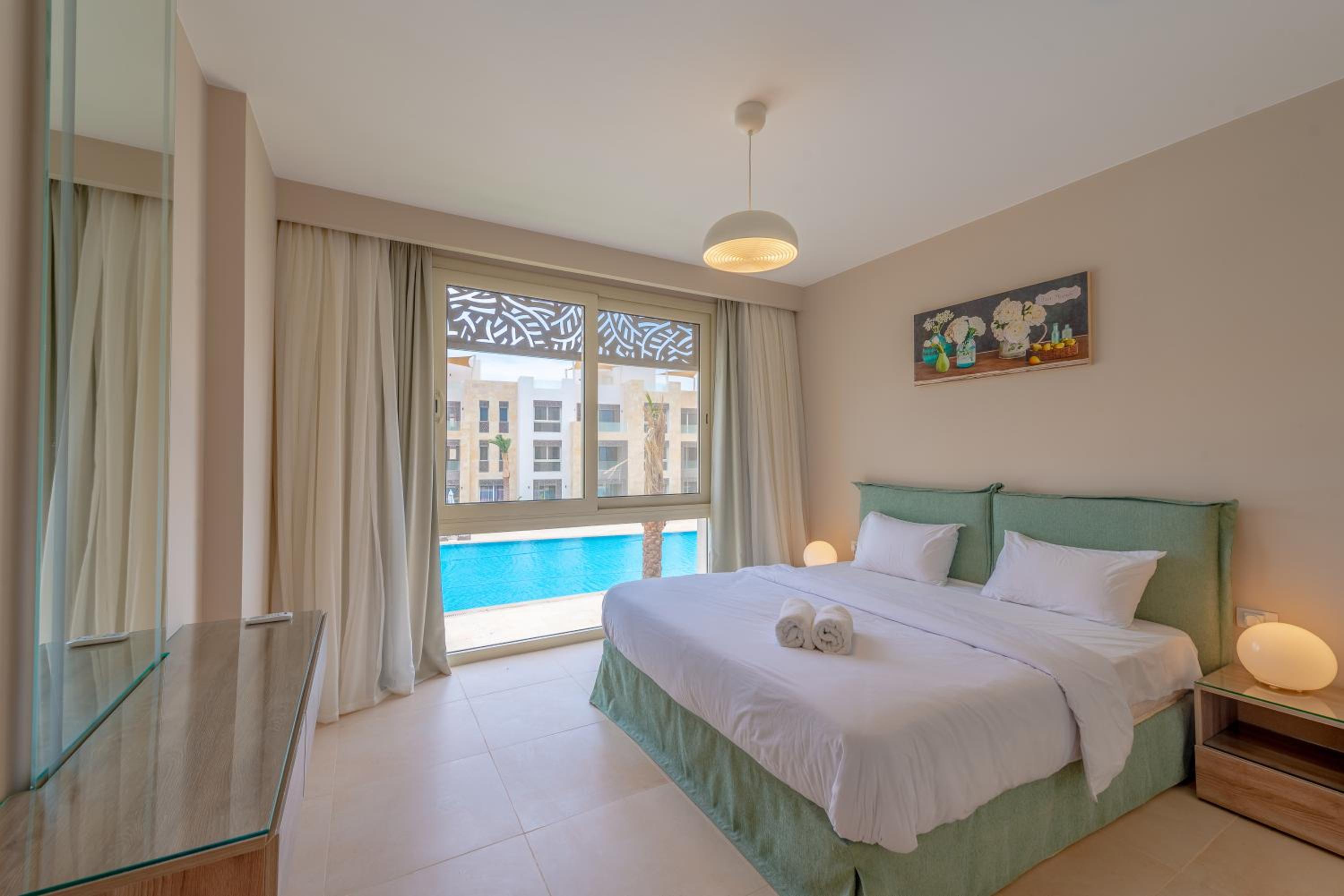 Mangroovy 2 Bedroom Sea View Apartment, Pool & Beach view 5