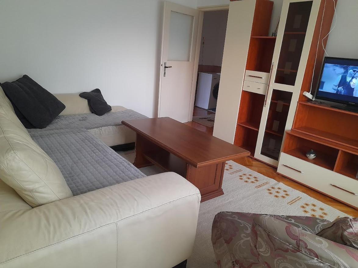 Apartman Bulevar Stupine