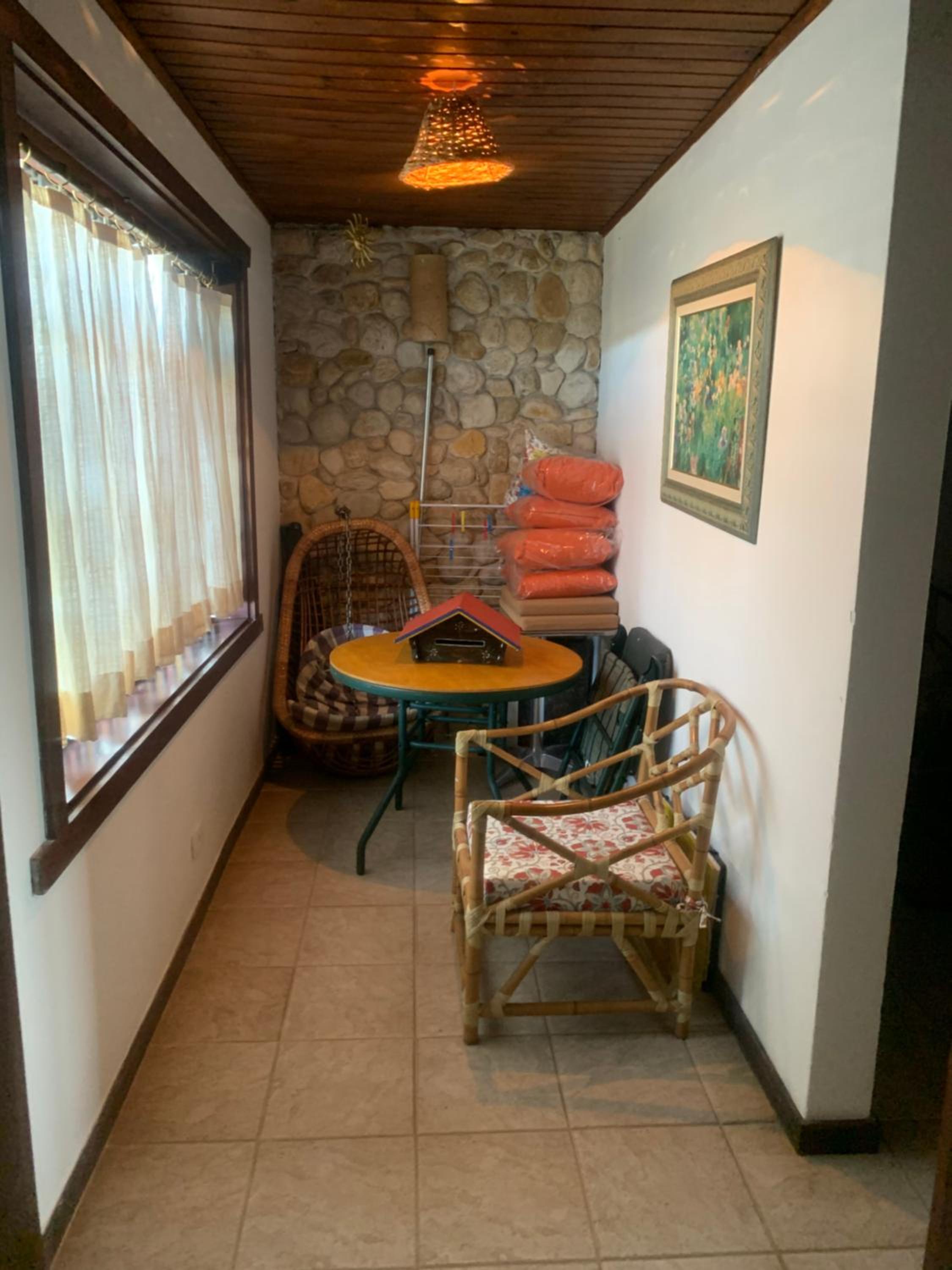 Linda Casa! Aconchegante e com ótima localização