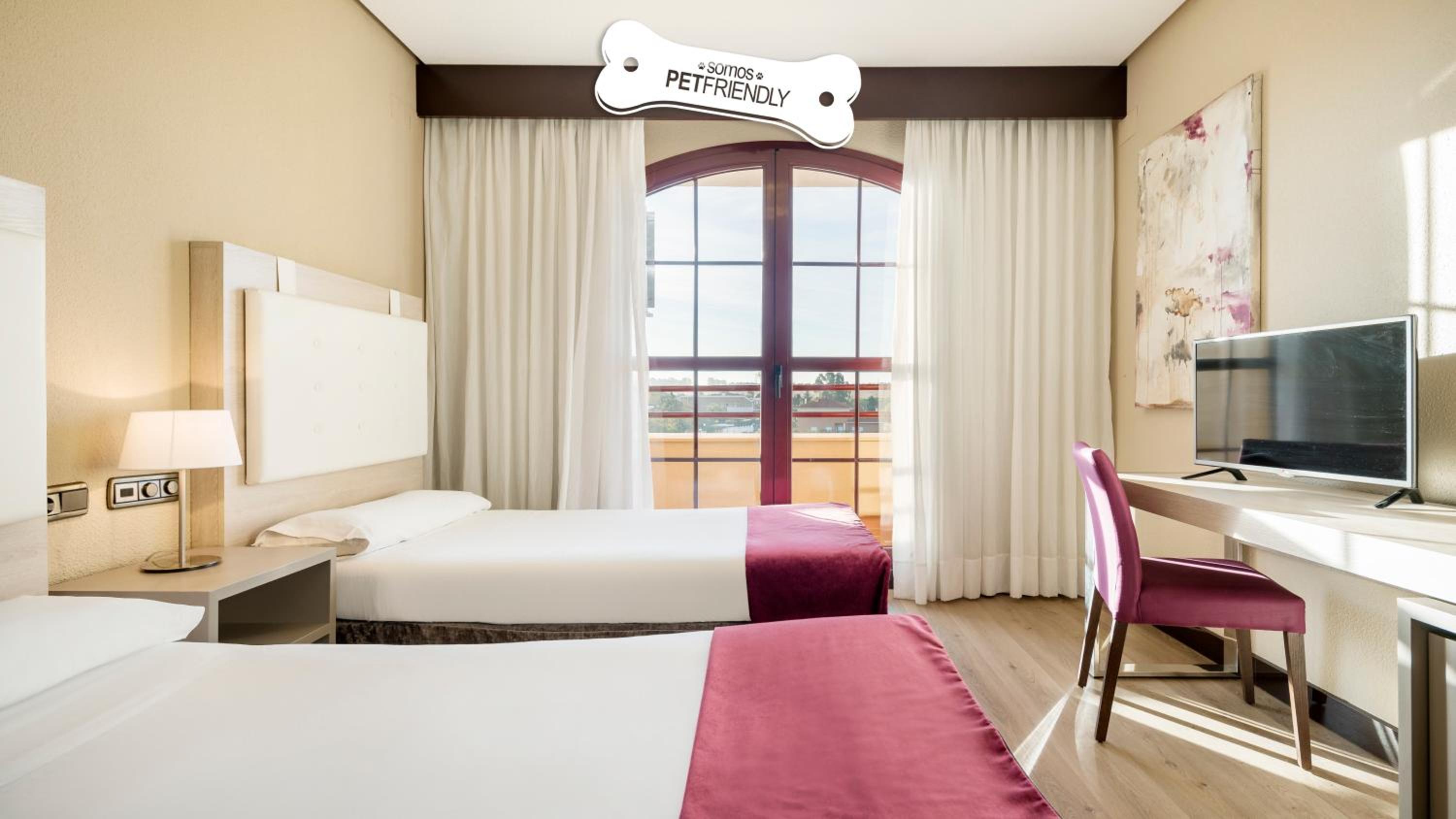Hotel ILUNION Golf Badajoz — 11