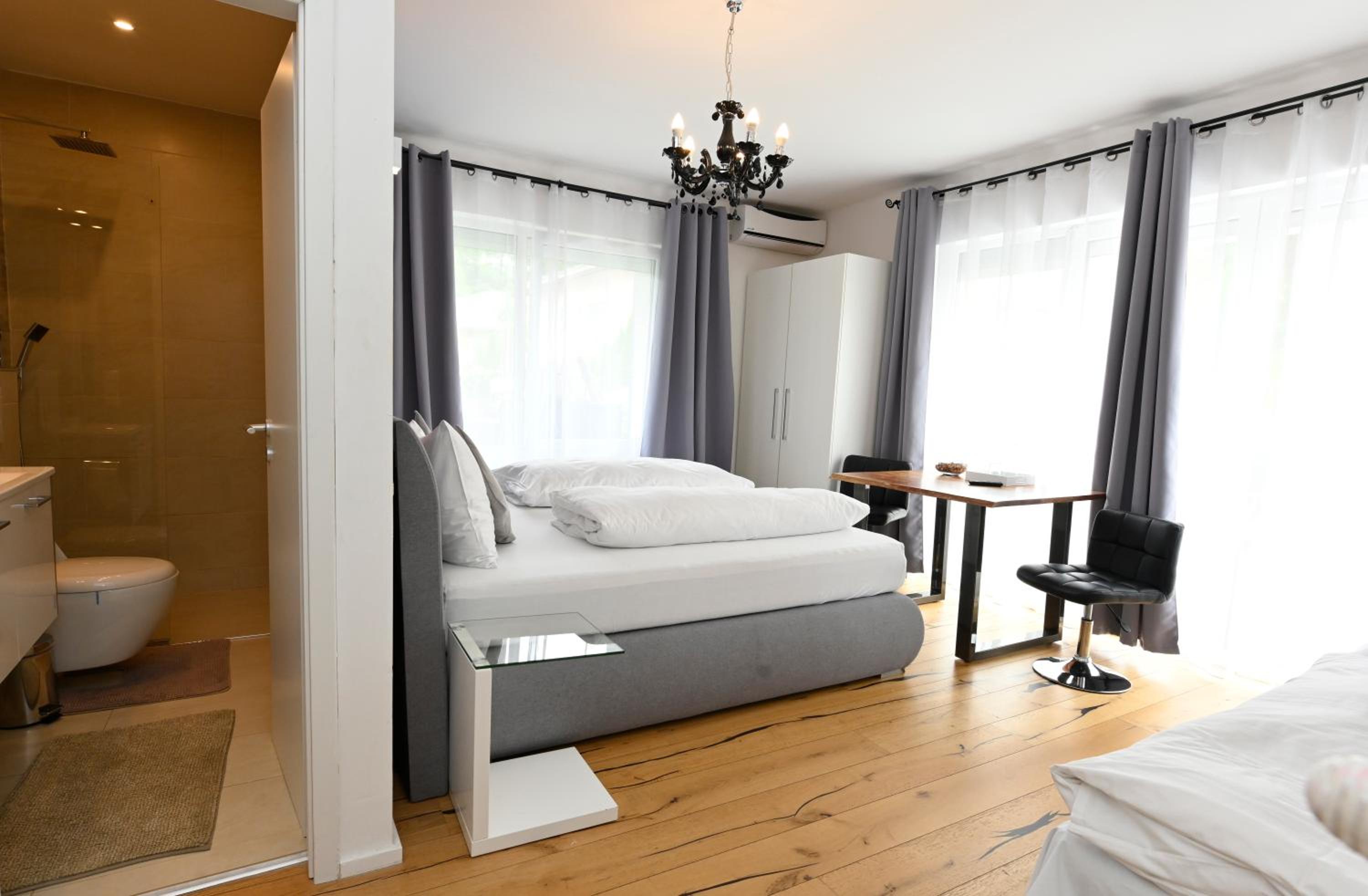 Enjoyit Rooms