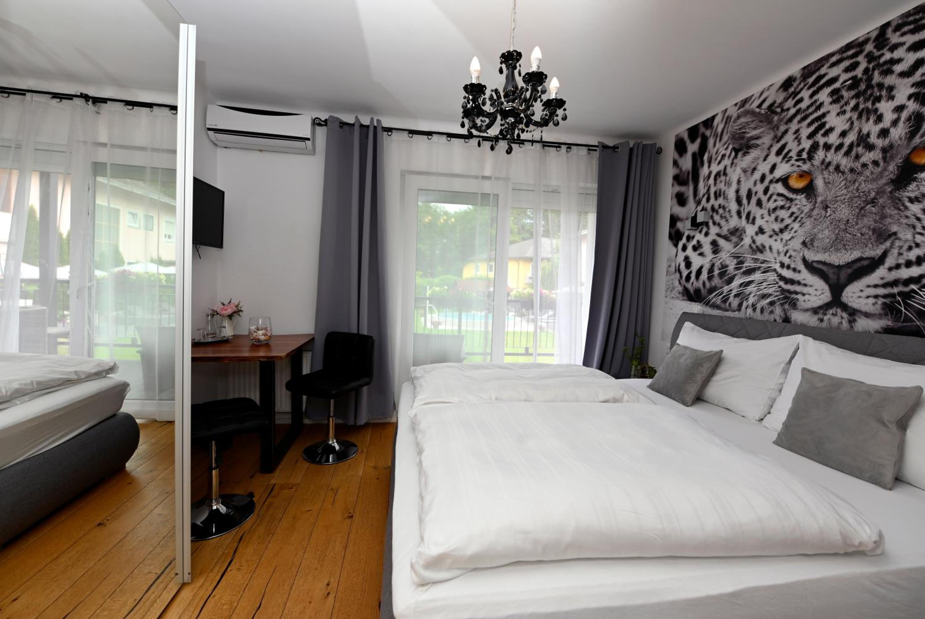 Enjoyit Rooms
