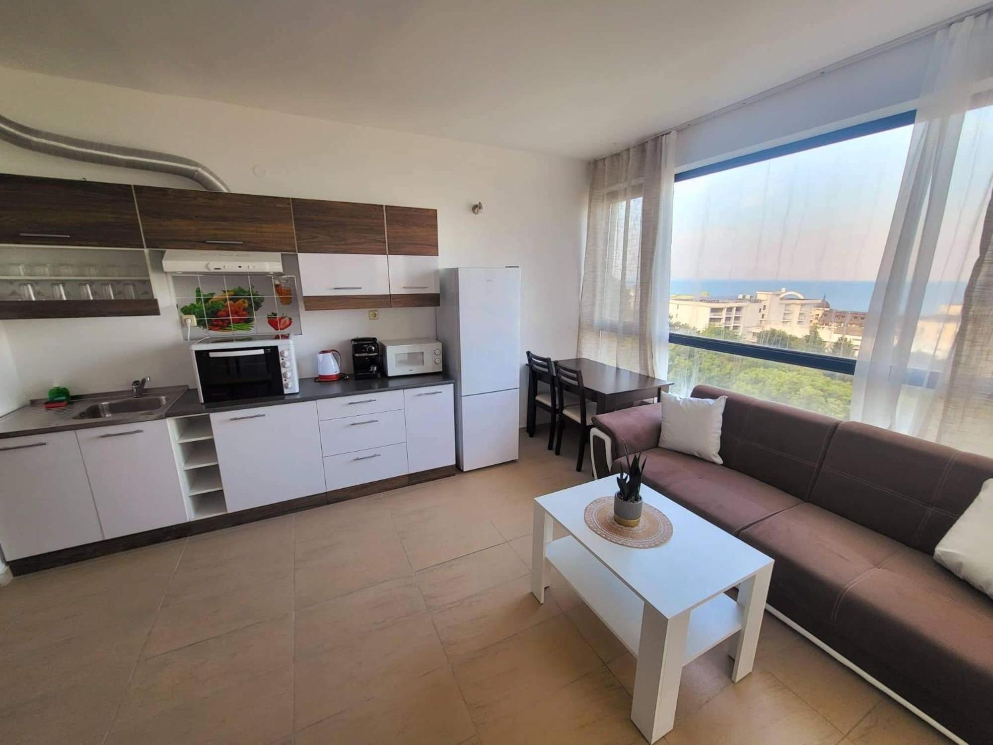 Dilov Apartments in Yalta Golden Sands
