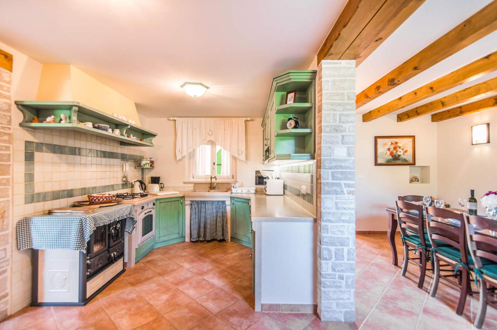 Villa Faggiolo by Villa Plus view 5