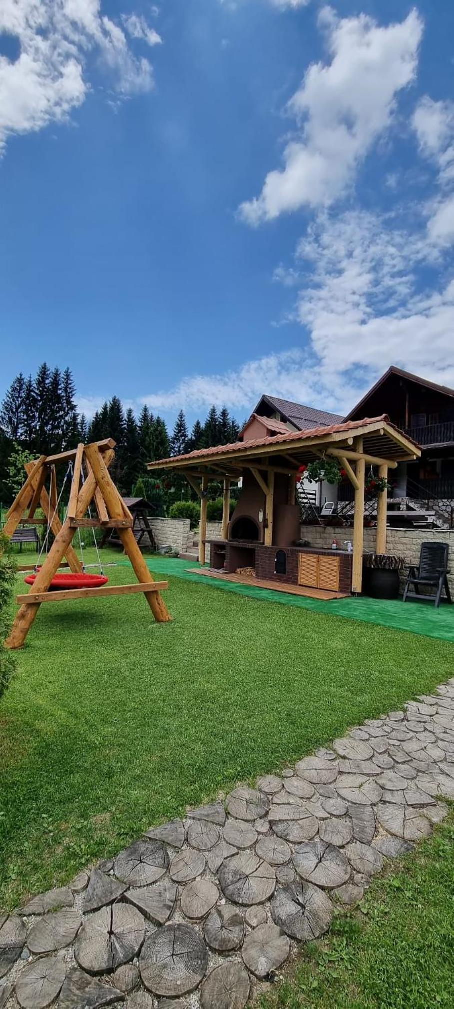 Freemont en Braşov