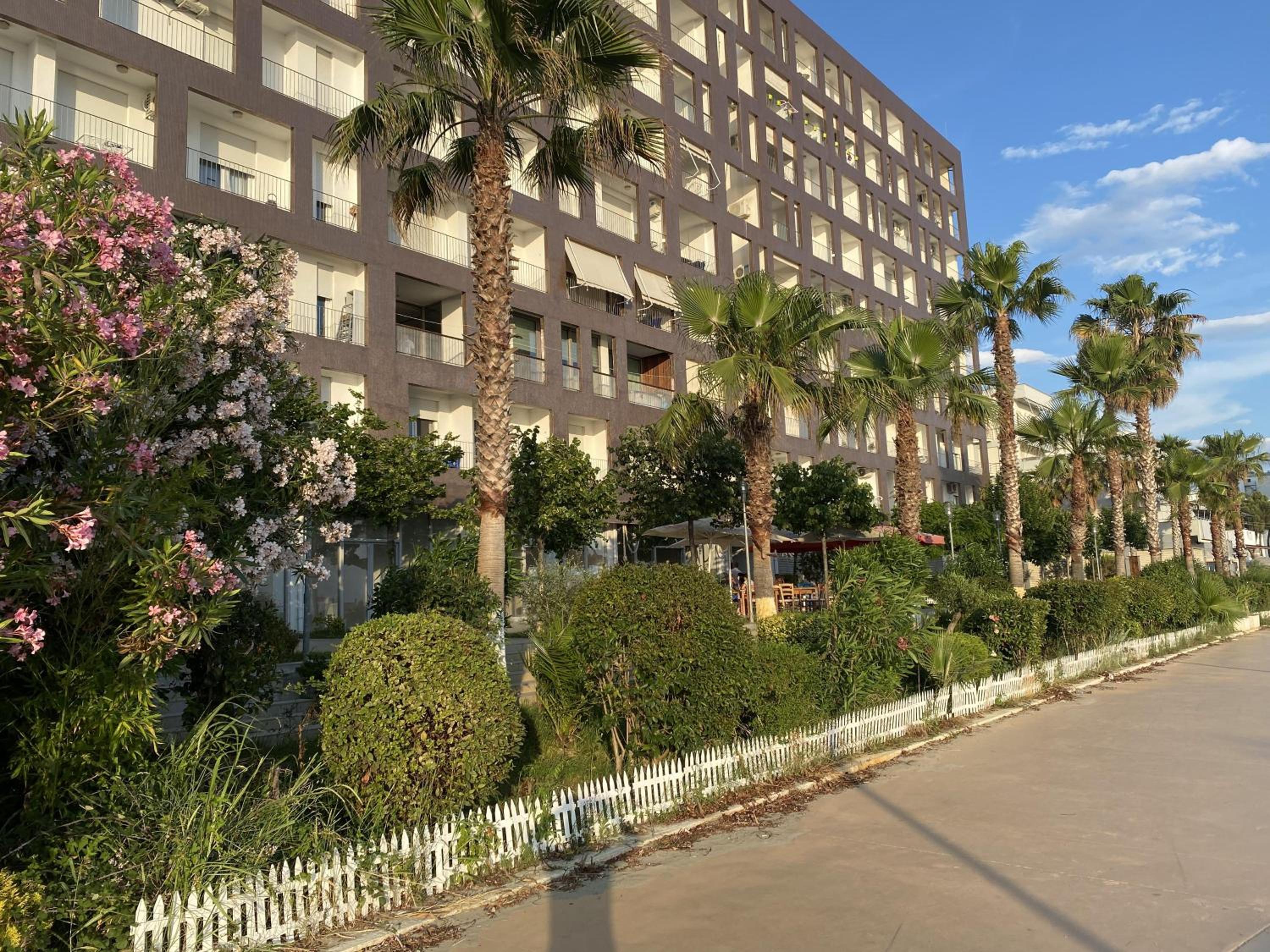 Merville Apartment 3