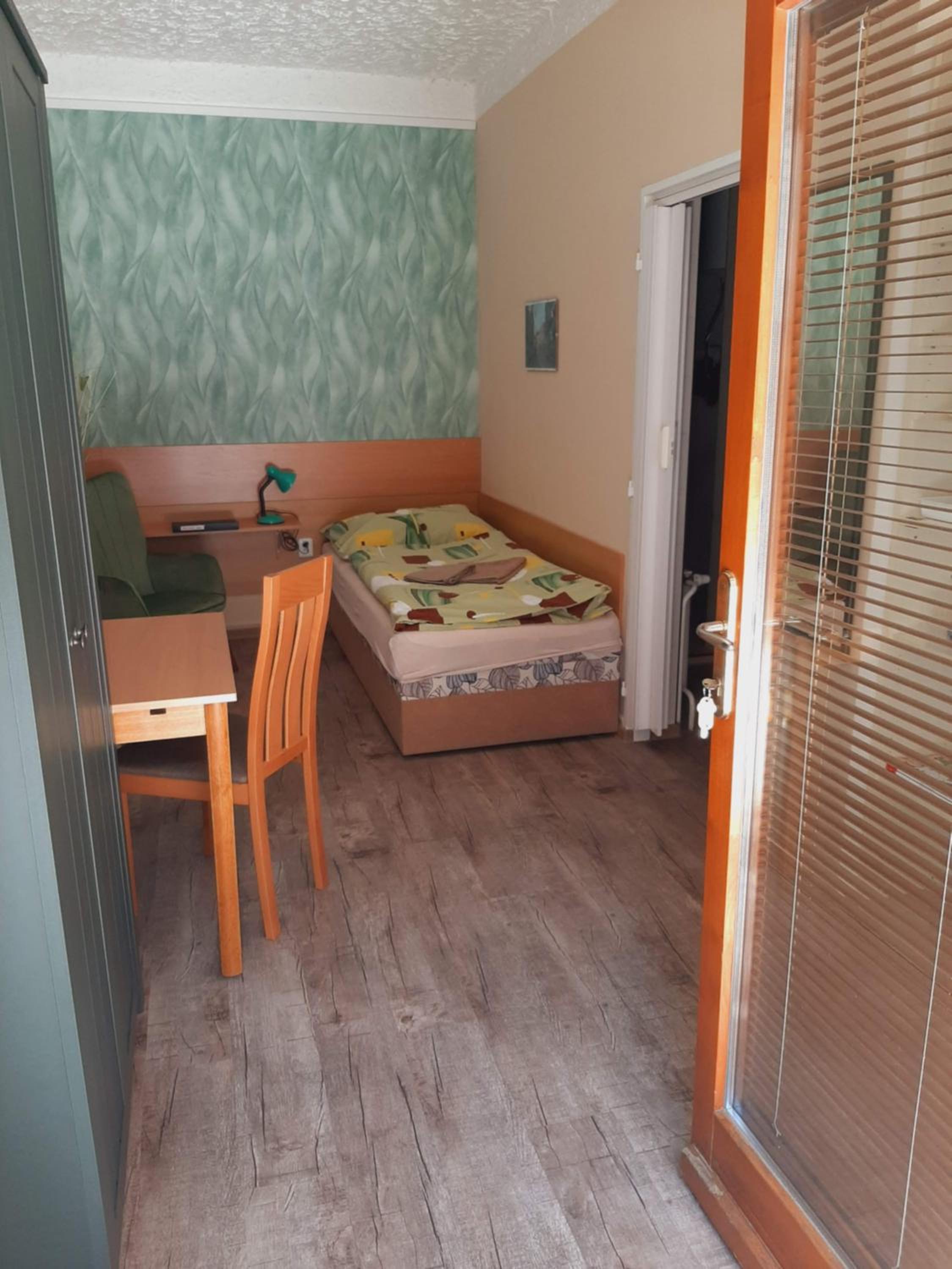 Photo 19