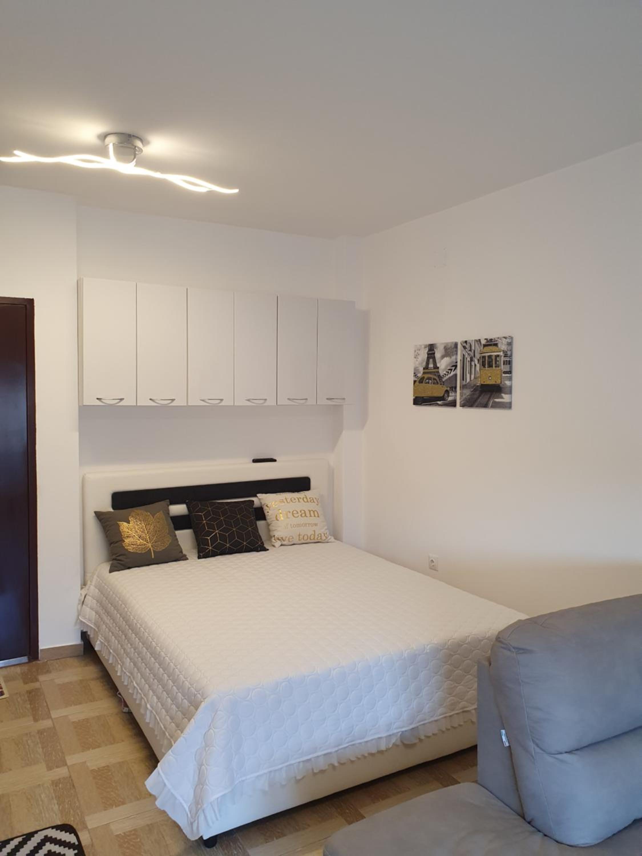 Modern Apartment Bečići - Budva - Balcony & Free Garage view 4