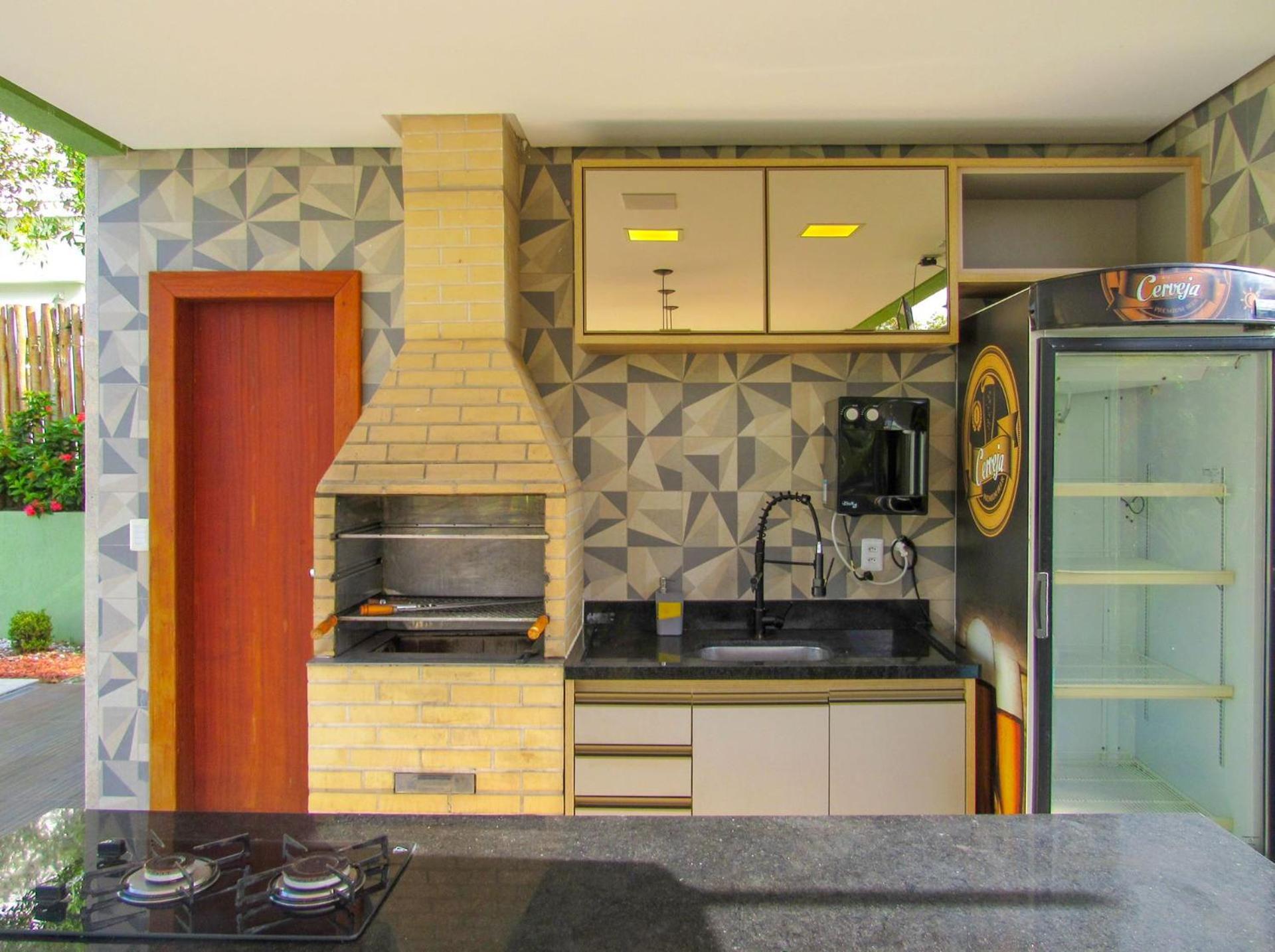 Casa c otima infraestrutura e piscina, Camacari BA