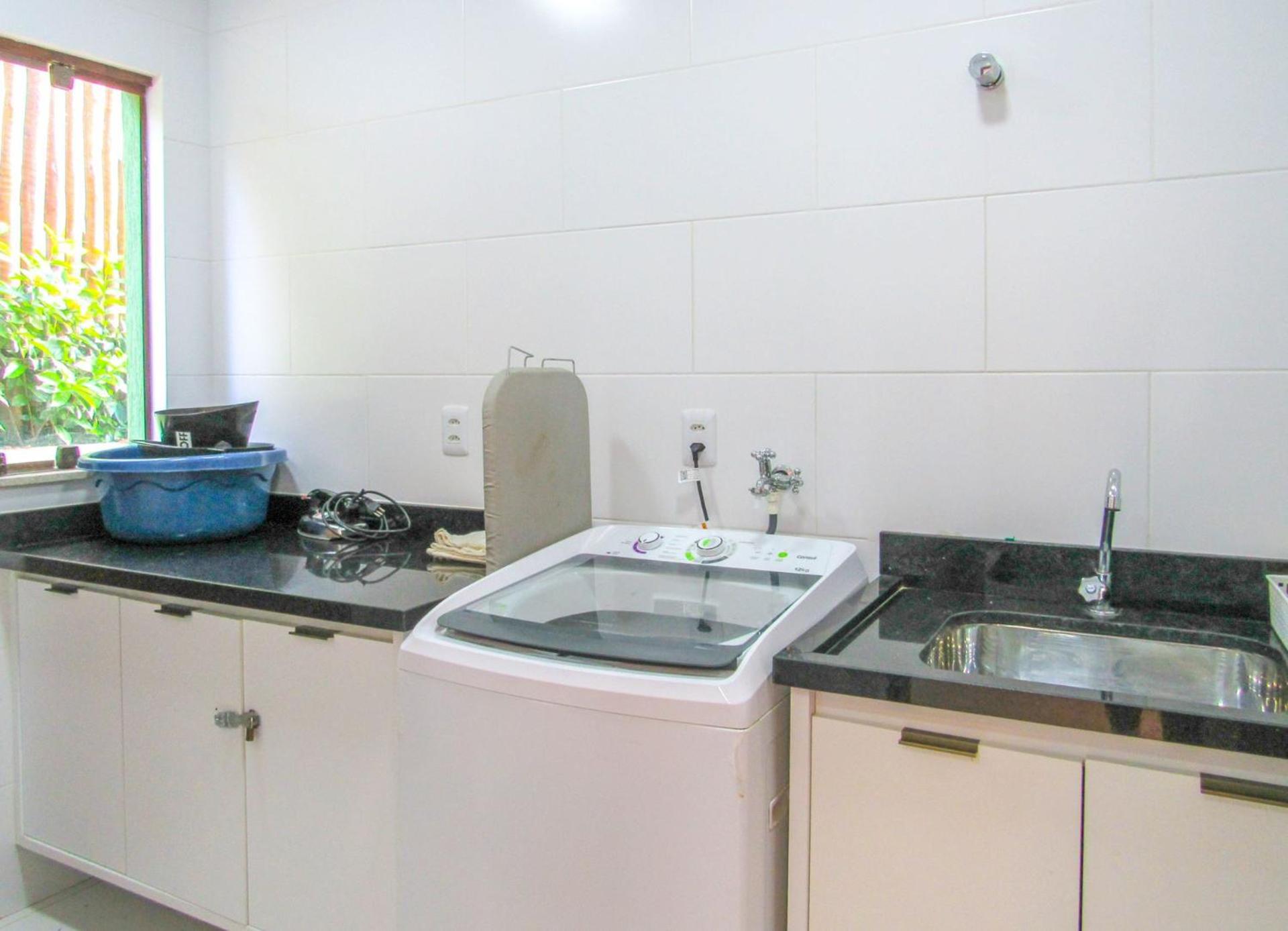 Casa c otima infraestrutura e piscina, Camacari BA