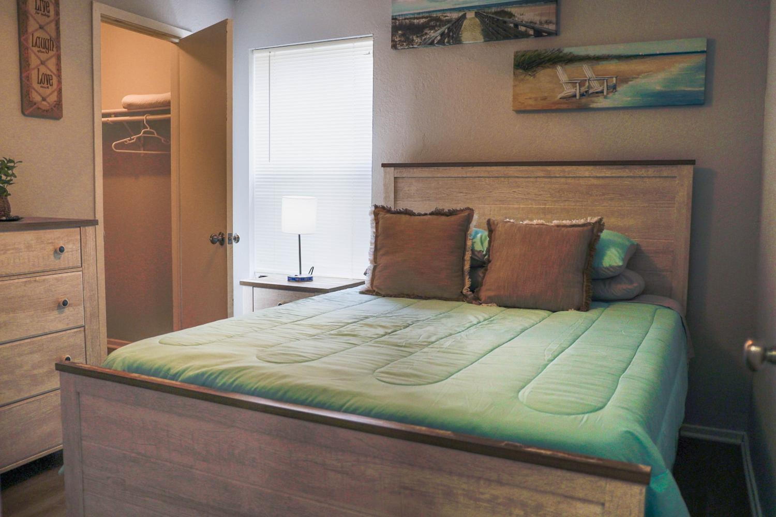 Congeniality and Comfort. All the essentials with class, 2 nights? 2 weeks? Stay, relax, work, or go out for fun. view 2
