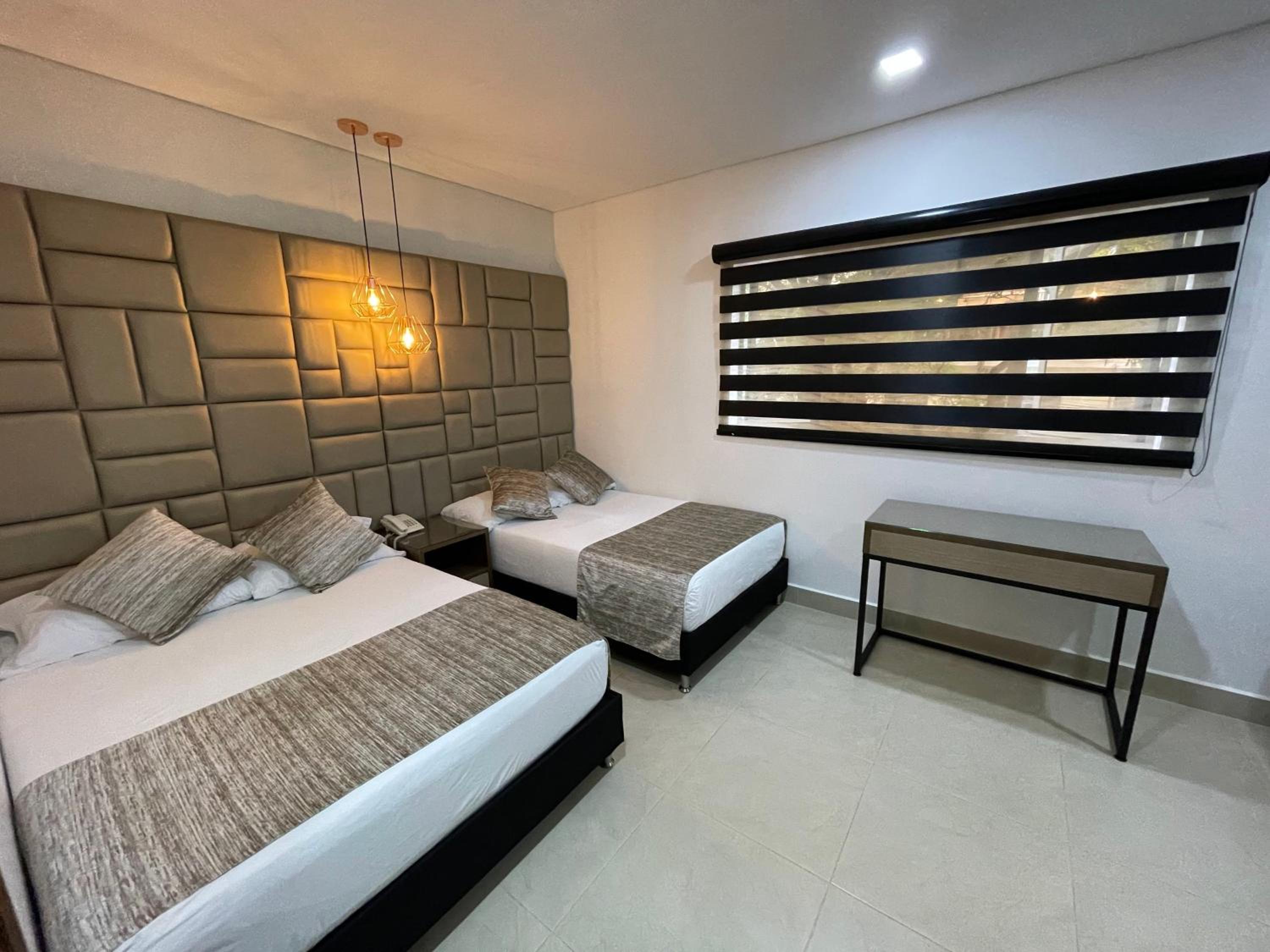 Medellin Vacations - Hotel Merlott Lleras - Property Image 2