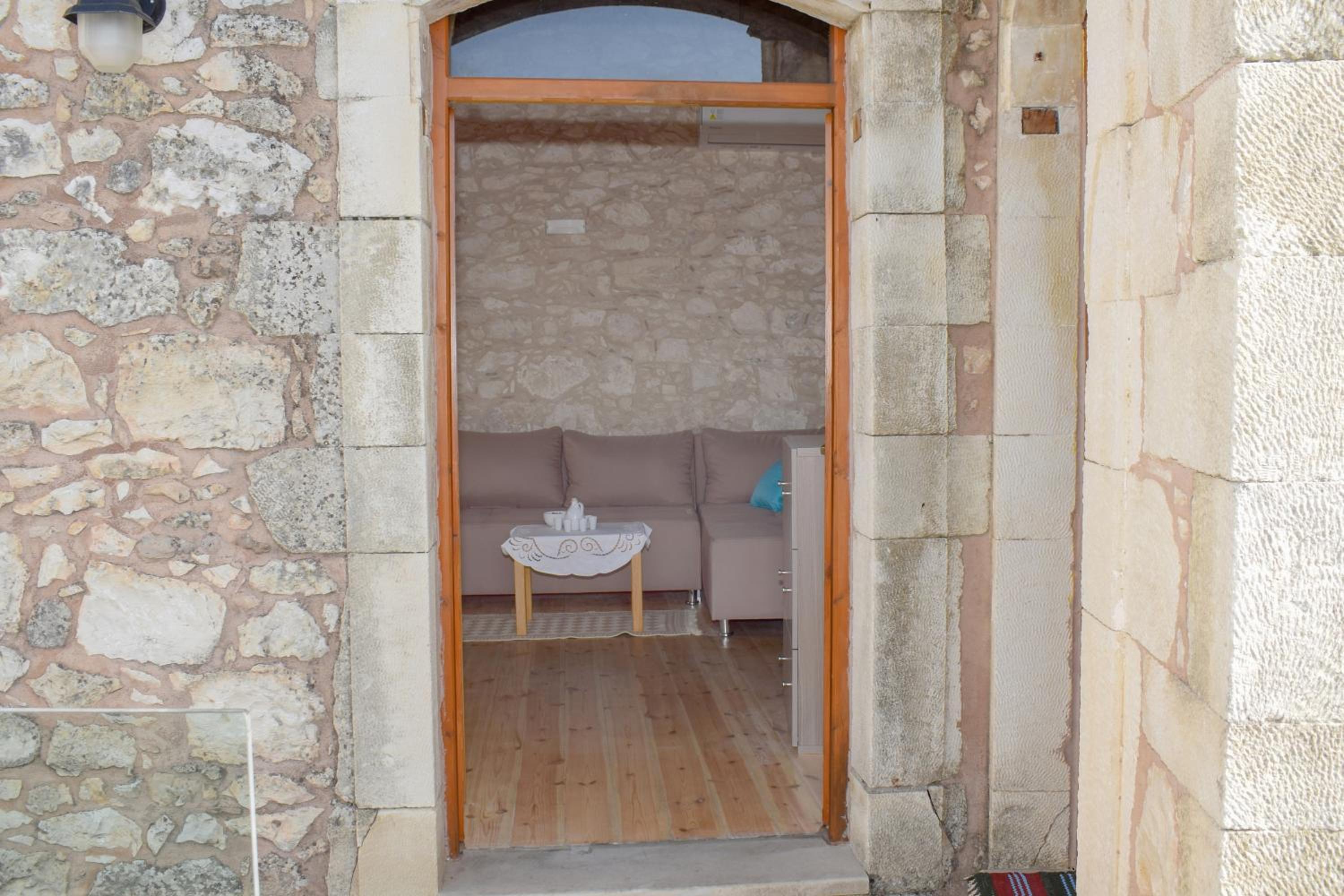 CASA CANTICO view 3