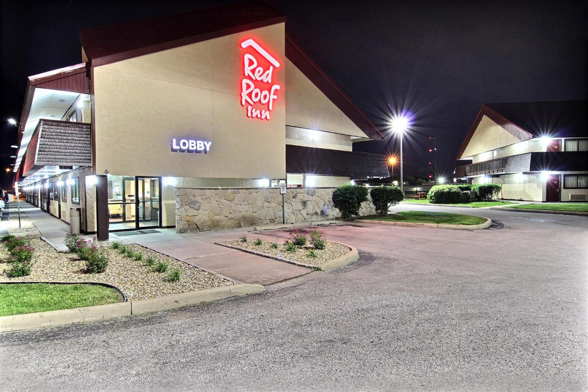 Springfield Vacations - Red Roof Inn Springfield, IL - Property Image 30