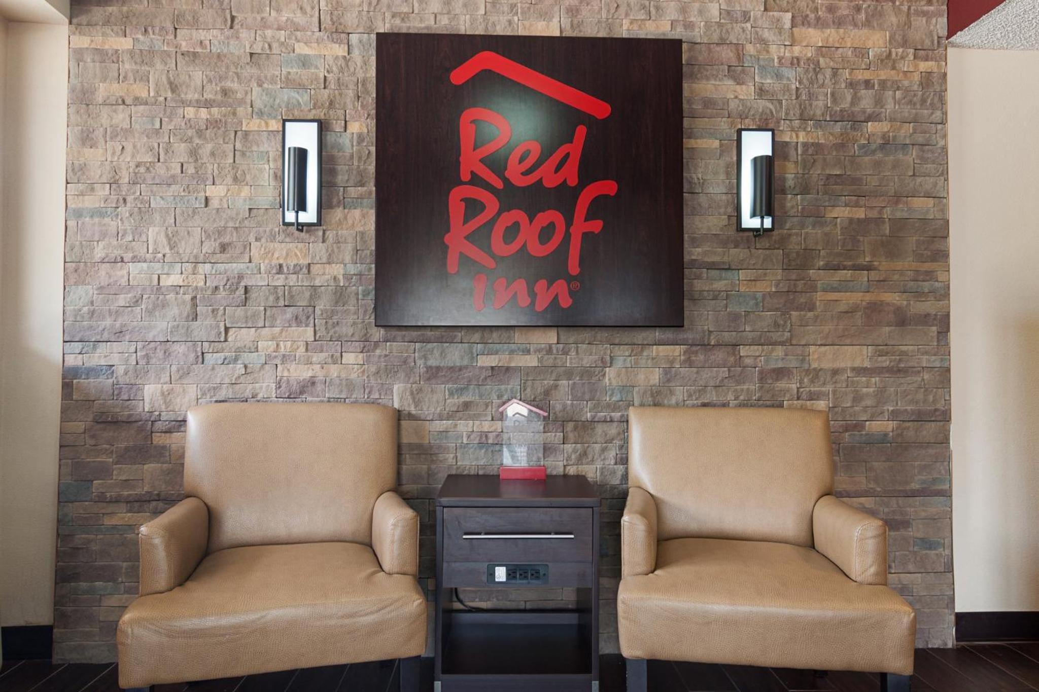 Springfield Vacations - Red Roof Inn Springfield, IL - Property Image 29