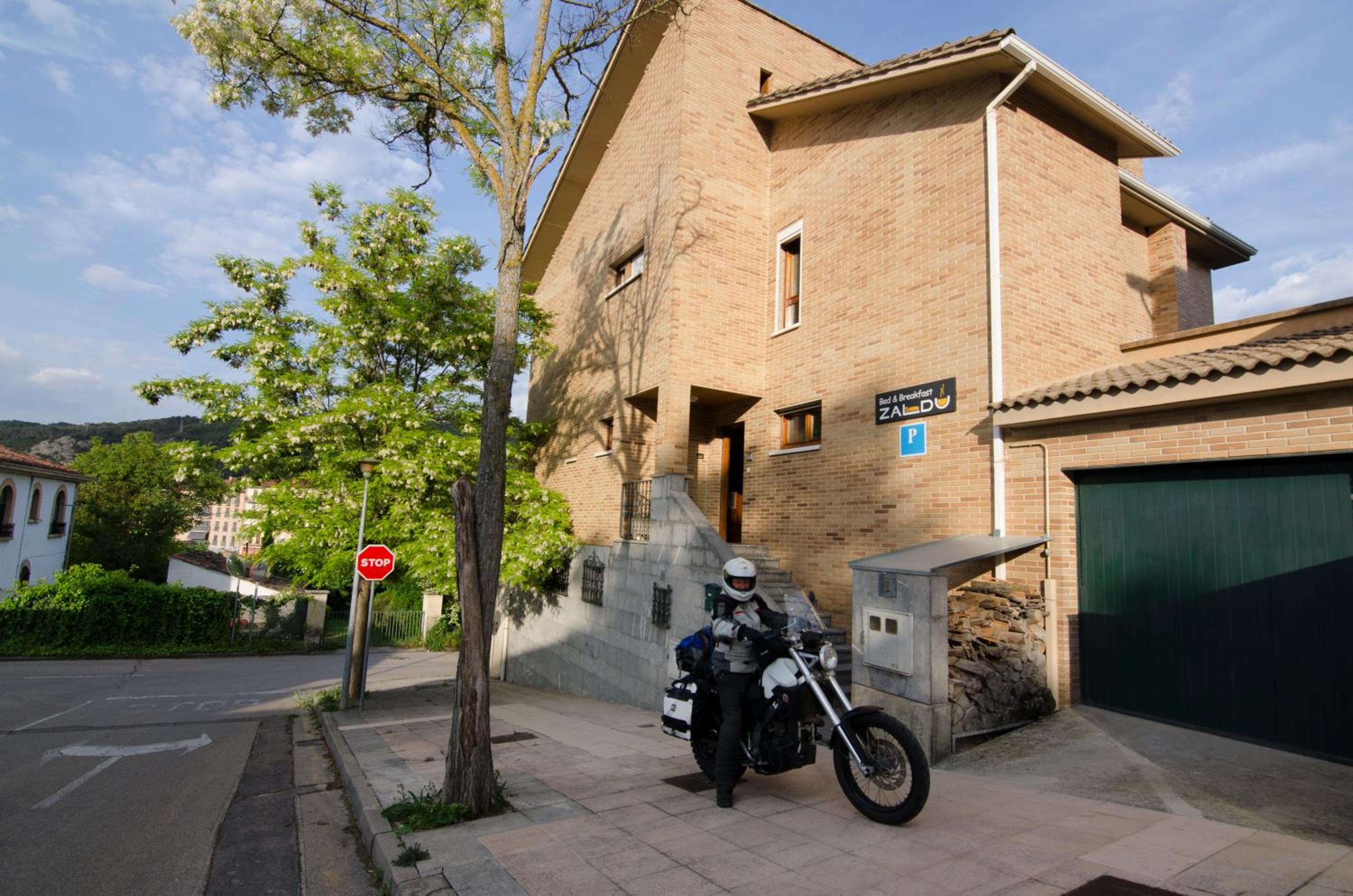 Photo 34