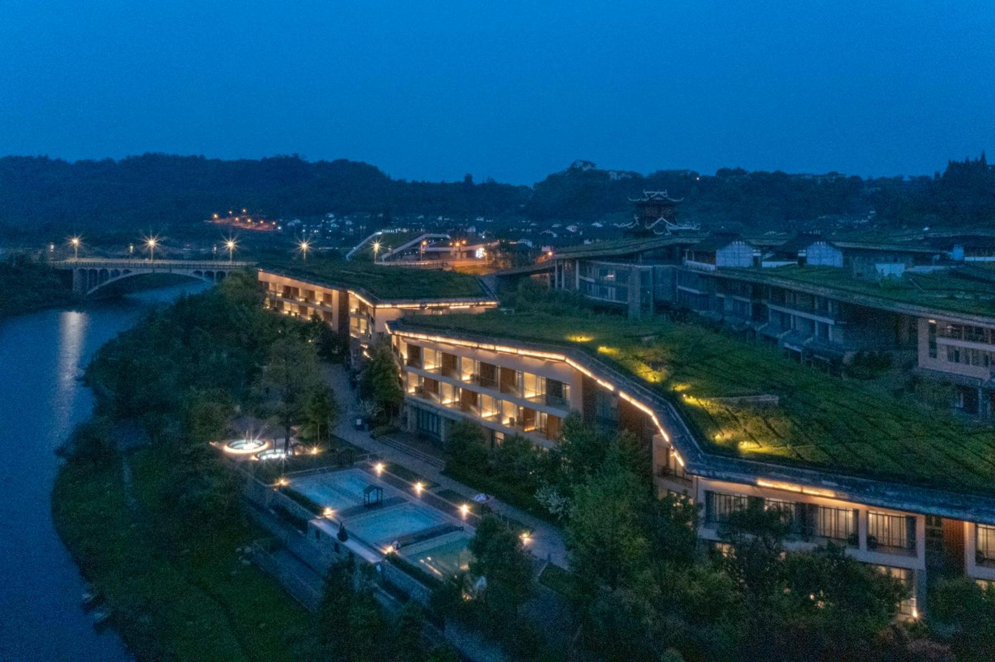 Holiday Inn Express Emei Mountain by IHG