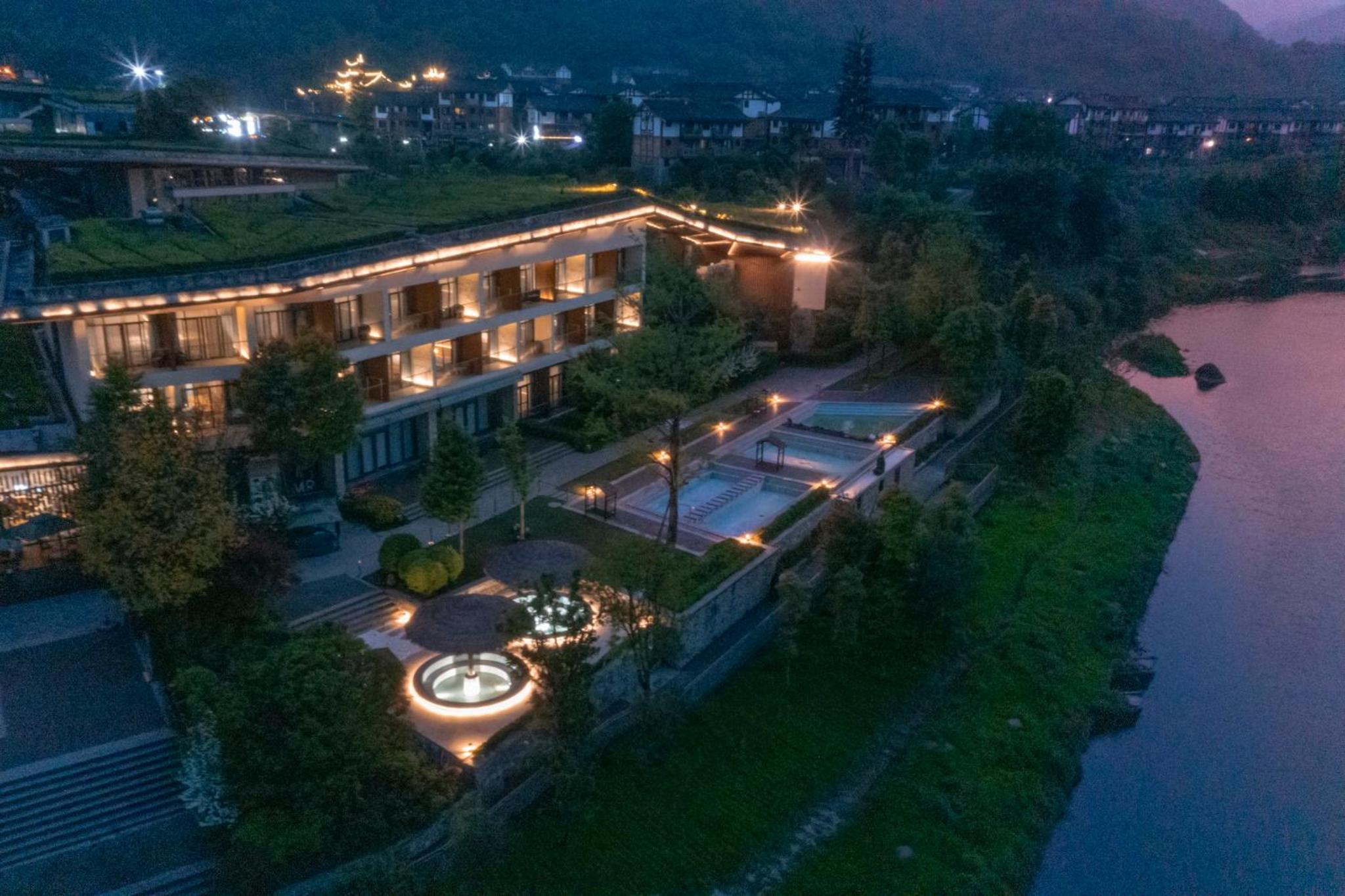 Holiday Inn Express Emei Mountain by IHG