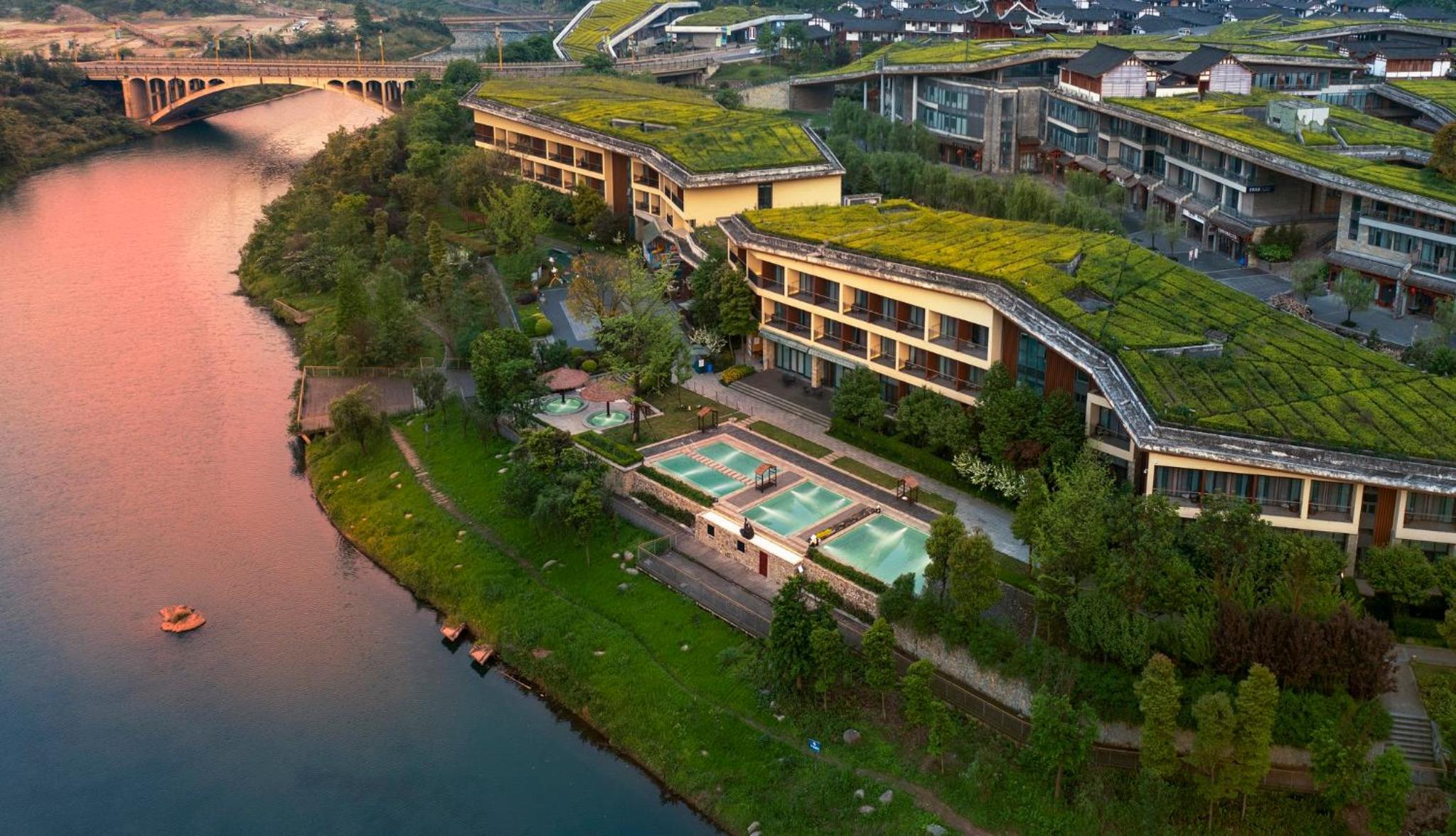 Holiday Inn Express Emei Mountain by IHG