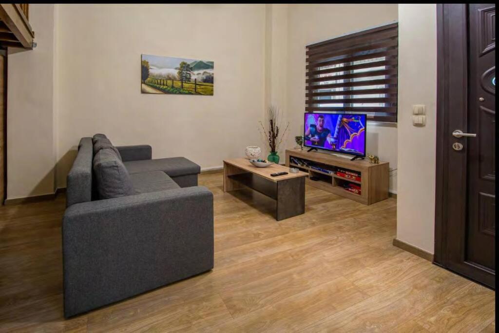 Perfect Location City Apt-900m from Beach-Old Port photo 3