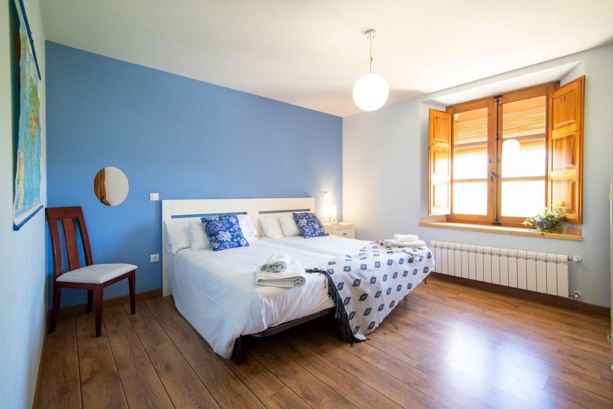 Apartamentos Ribera del Duero Las Escuelas view 3
