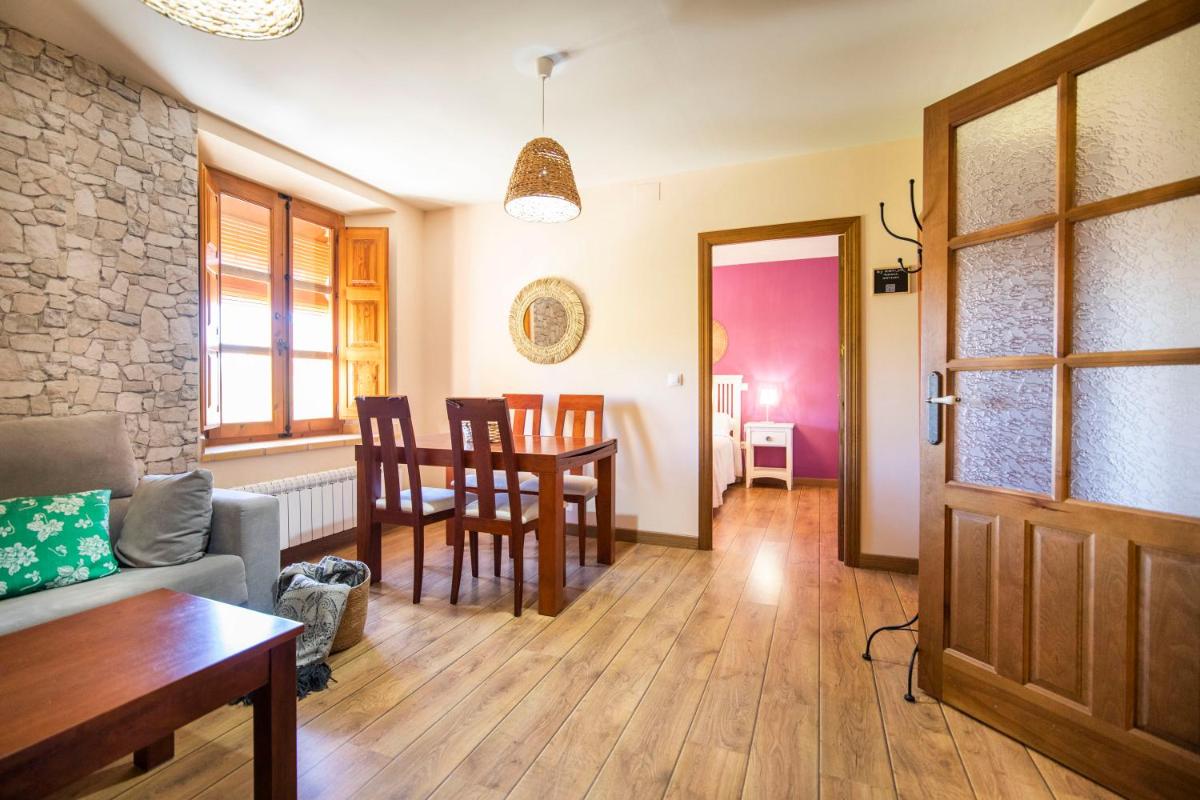 Apartamentos Ribera del Duero Las Escuelas view 2
