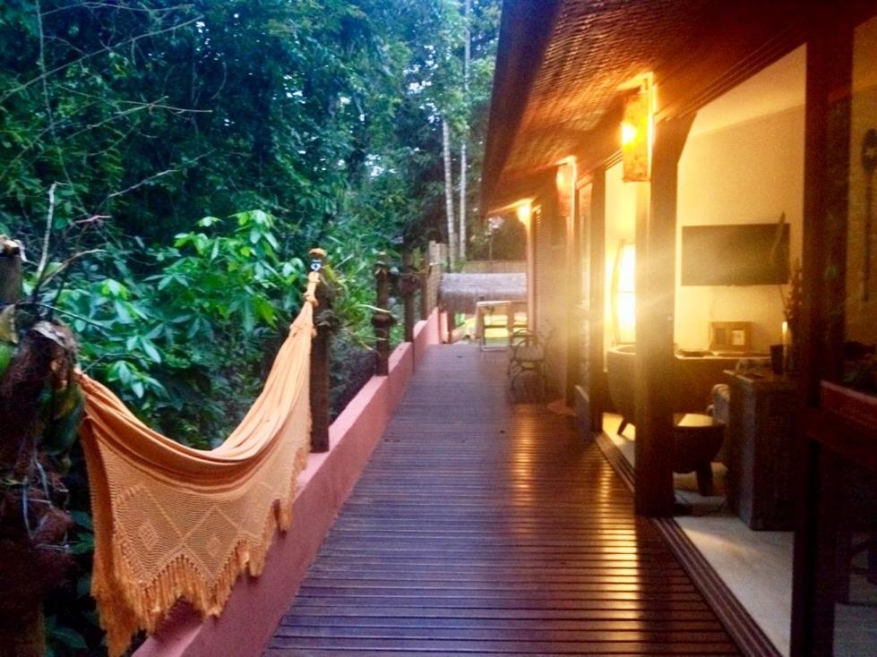 Casa com piscina a poucos minutos da praia