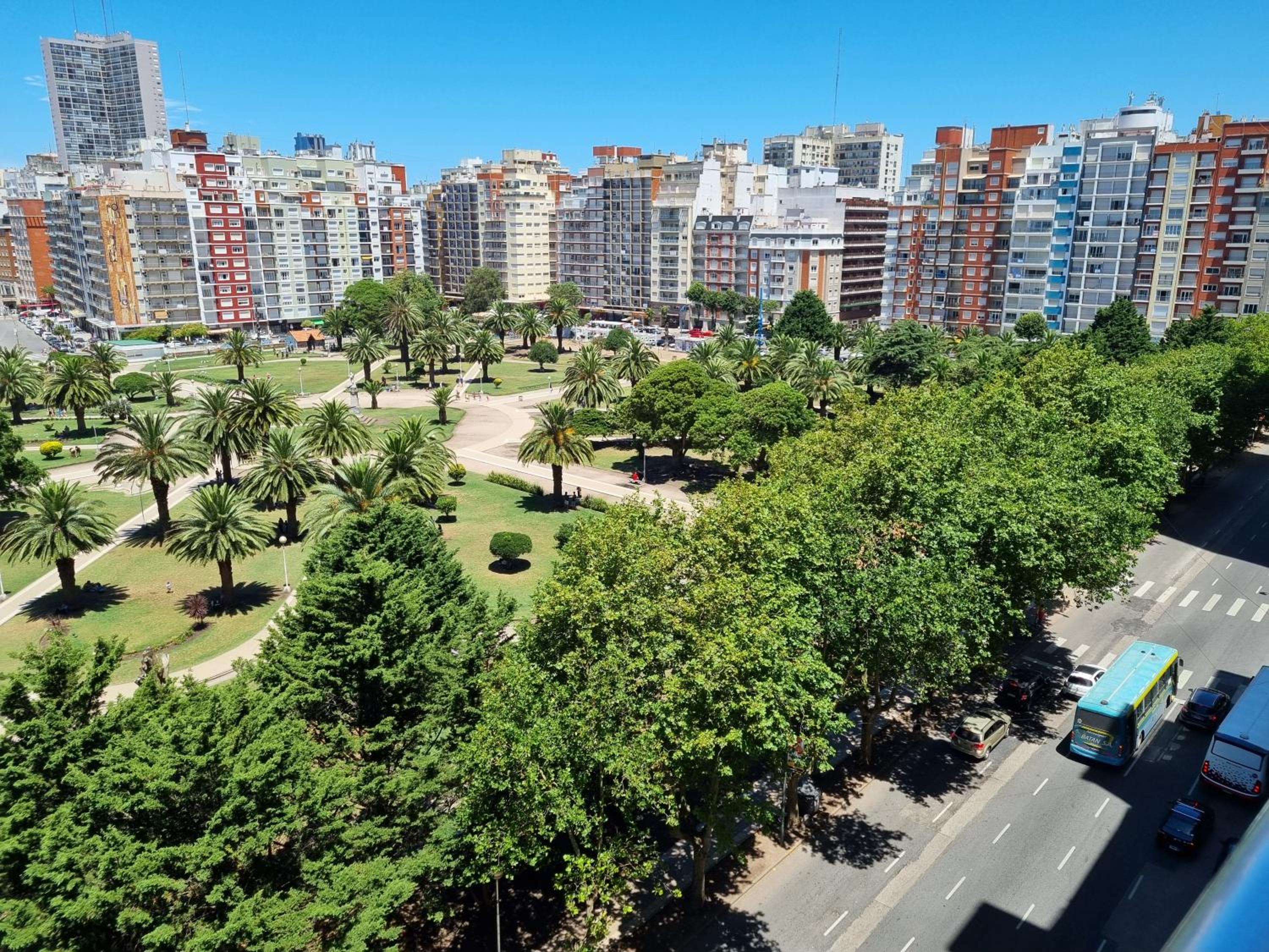 Departamento 2 amb frente a Casino
