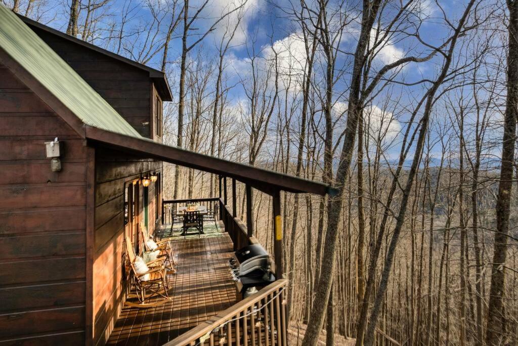 MTN Cabin Sleeps 10 - 5 Mins To Fishing & Camping view 3