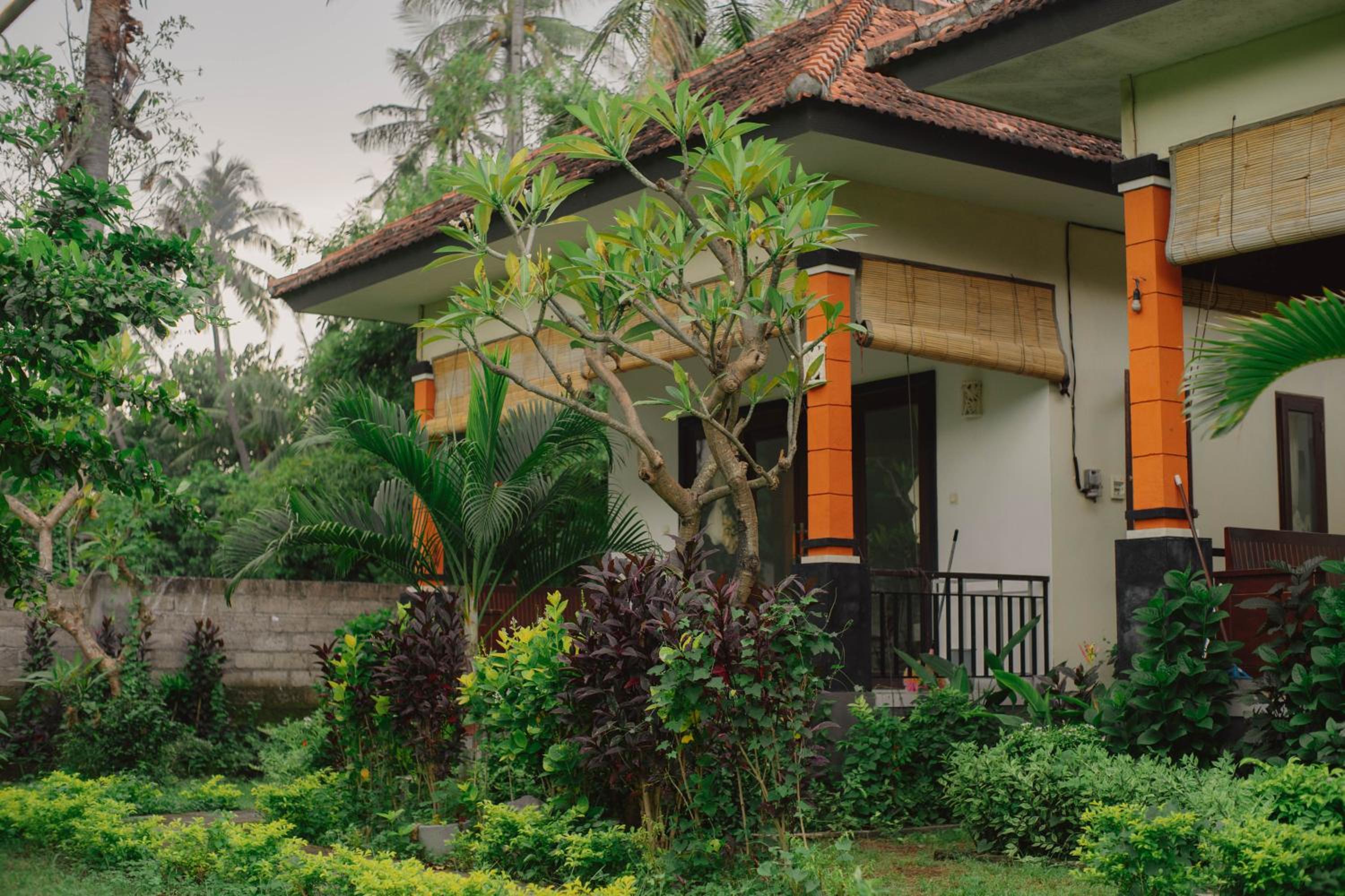 Arika Cottage view 3